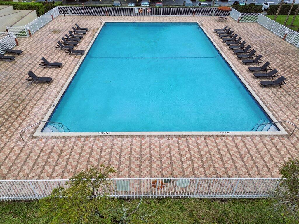 CYPRESS CHASE NORTH NO 3 CONDO - Residential