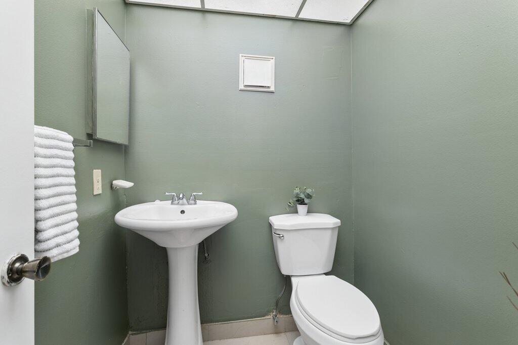 CYPRESS CHASE NORTH NO 3 CONDO - Residential