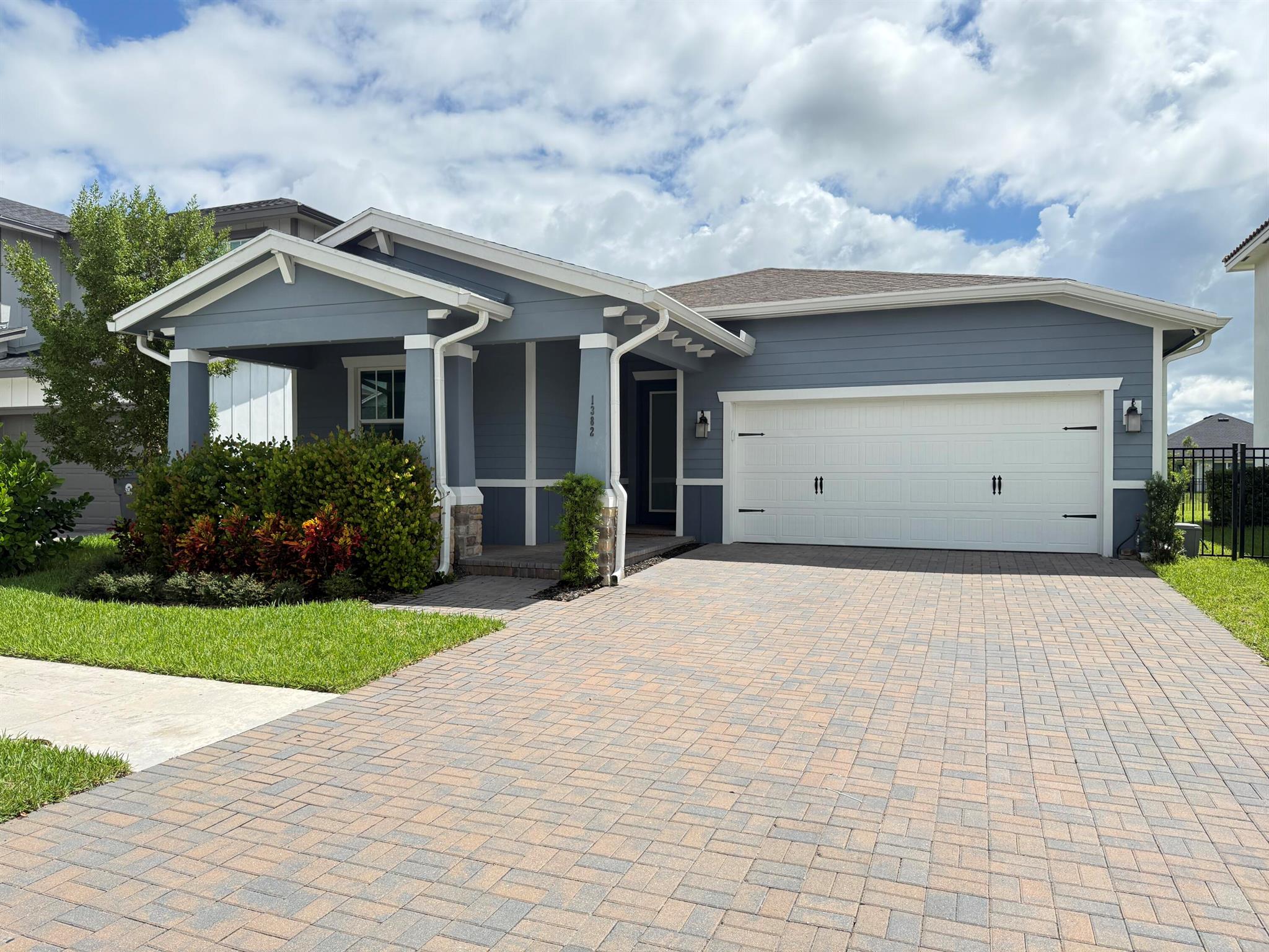 Come enjoy this 3 bed, 2 bath, 2 car garage, fenced home located in the highly sought after Arden! The new Saddle View elementary school has now opened! The amenities include resort style pools, clubhouse, pickellball,tennis, basketball, a soccer field and a 5 acre working farm. New pool and skate park coming soon