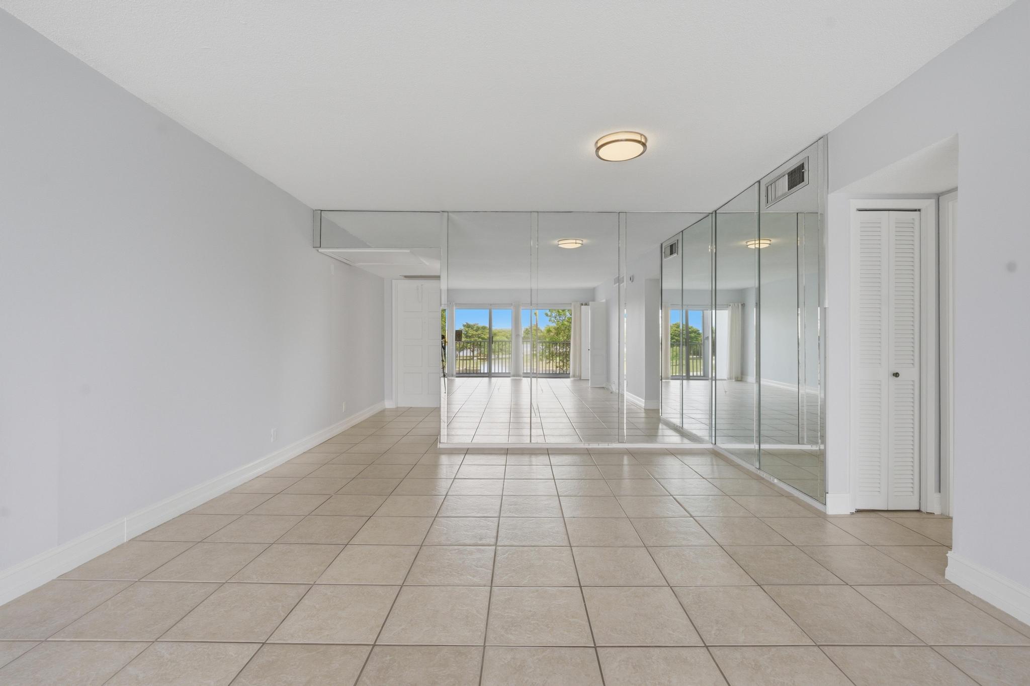 NO 7 PALM-AIRE COUNTRY CLUB - Residential Lease