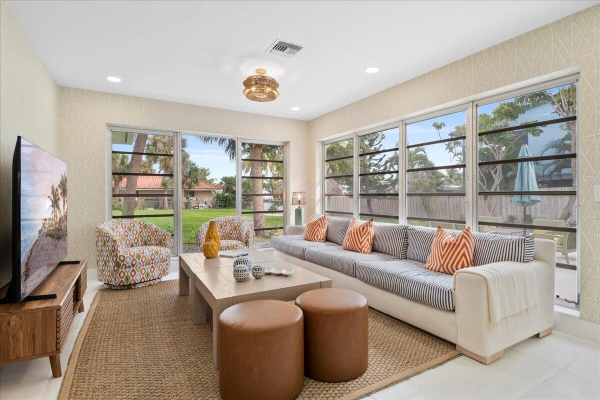 COLLEGE PARK ADD 7 - Residential Lease