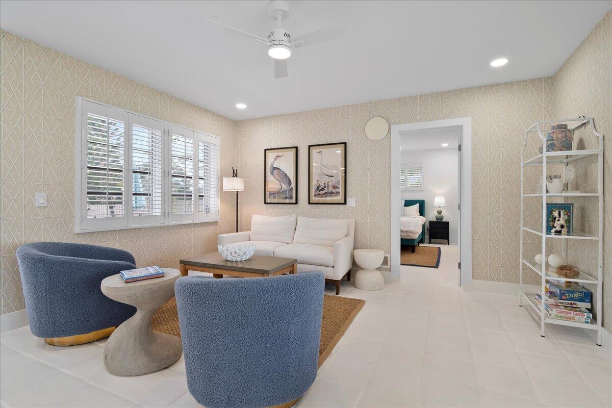 COLLEGE PARK ADD 7 - Residential Lease