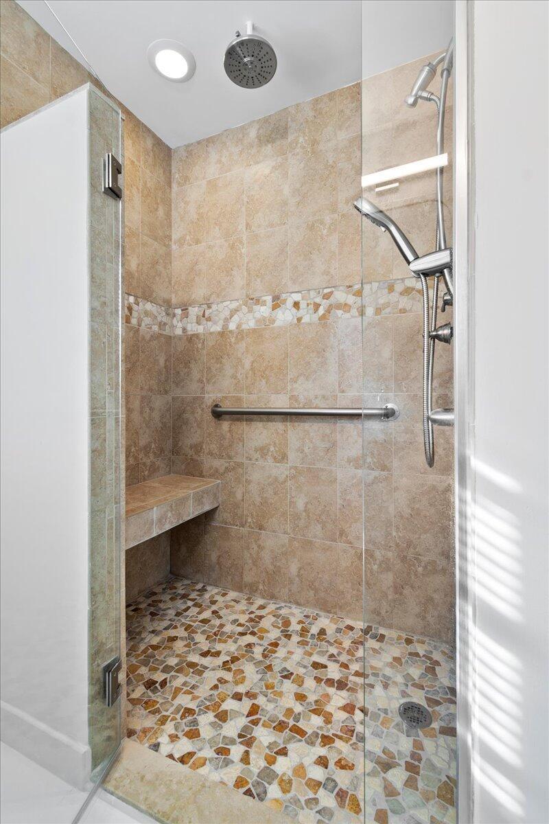 COLLEGE PARK ADD 7 - Residential Lease