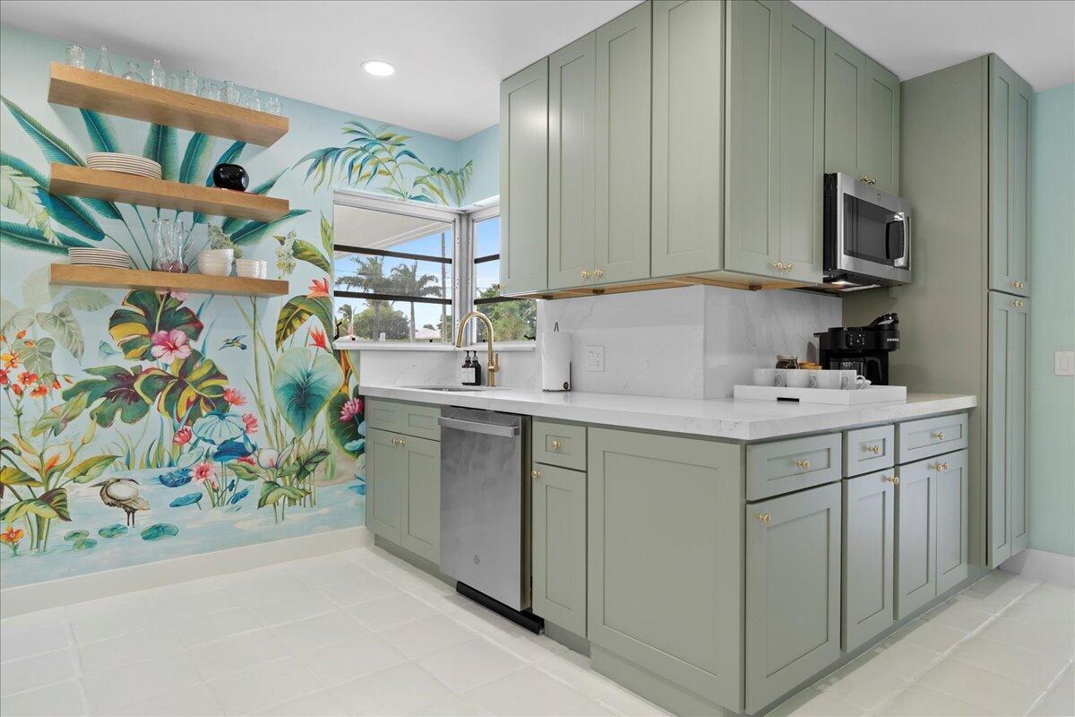 COLLEGE PARK ADD 7 - Residential Lease