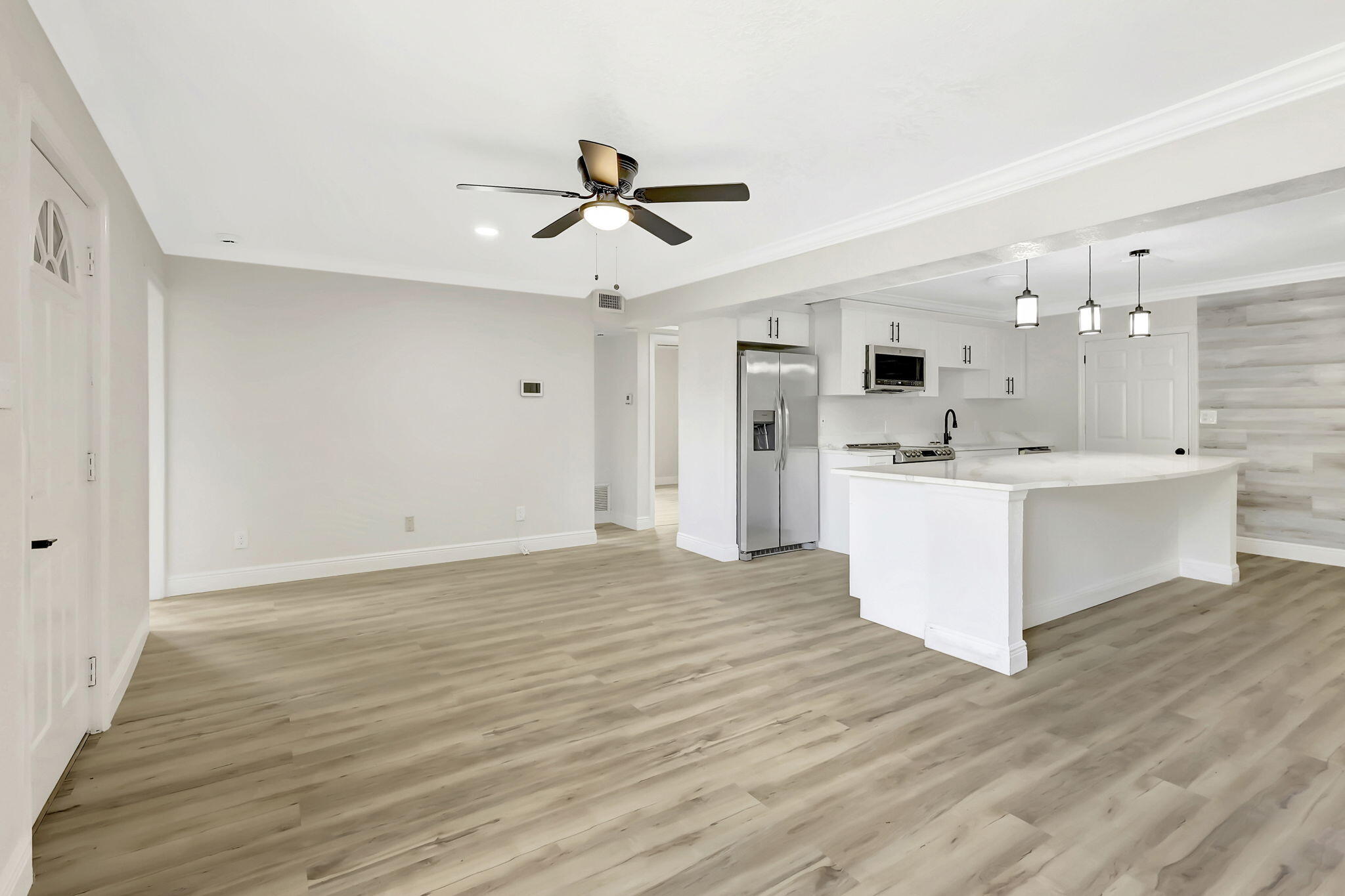 SUNLAND GARDENS - Residential Lease