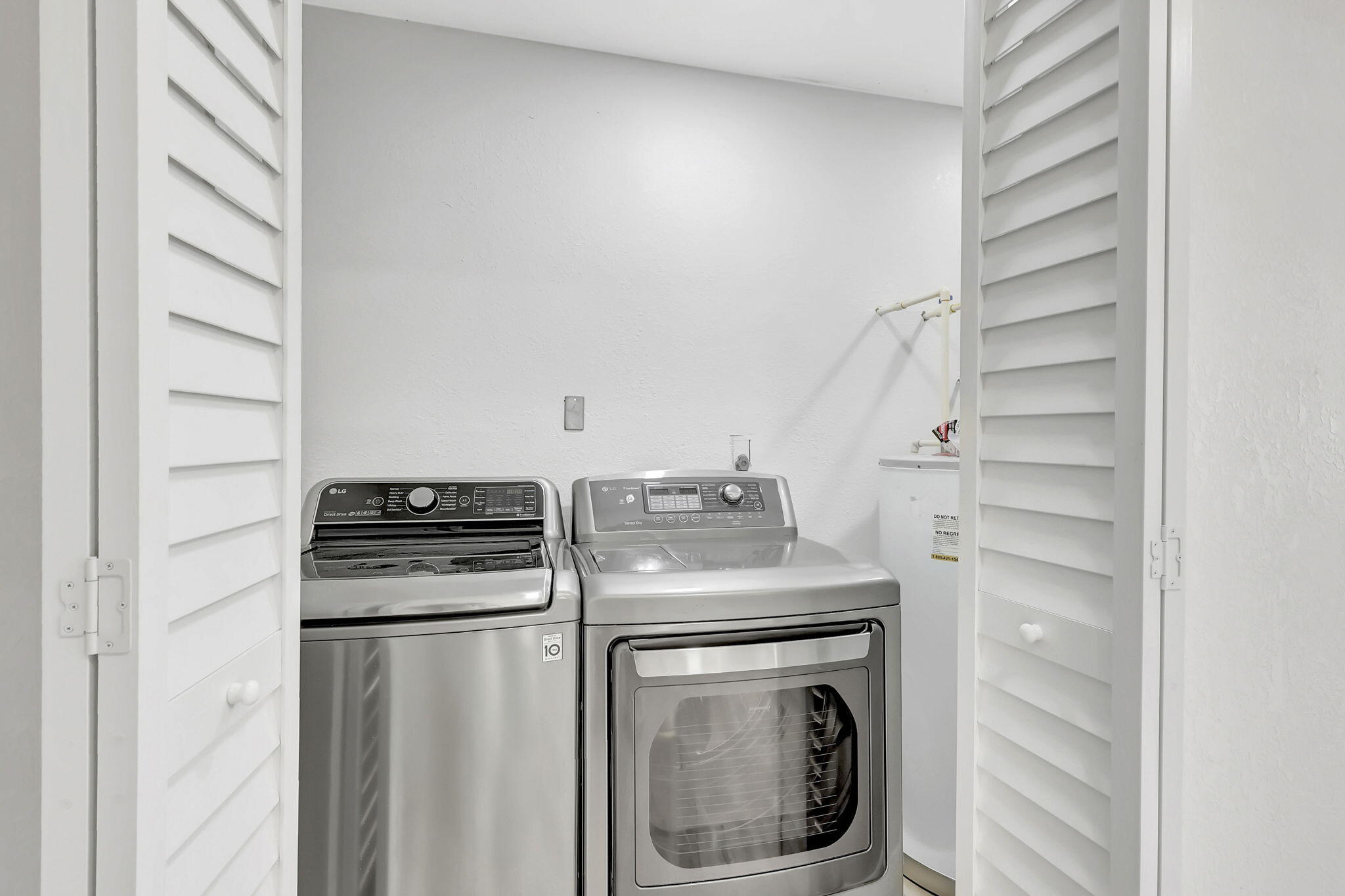 SUNLAND GARDENS - Residential Lease