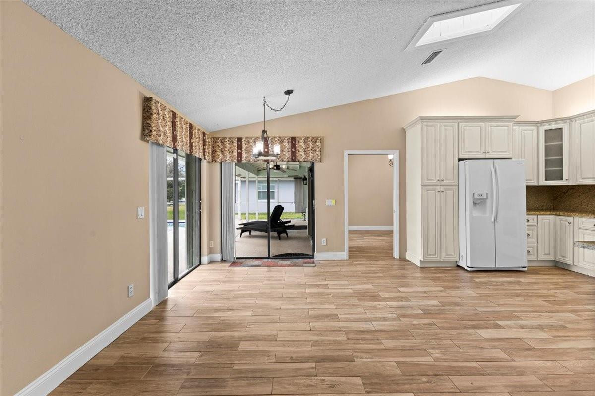 Sugar Pond Manor Wellingt - Residential