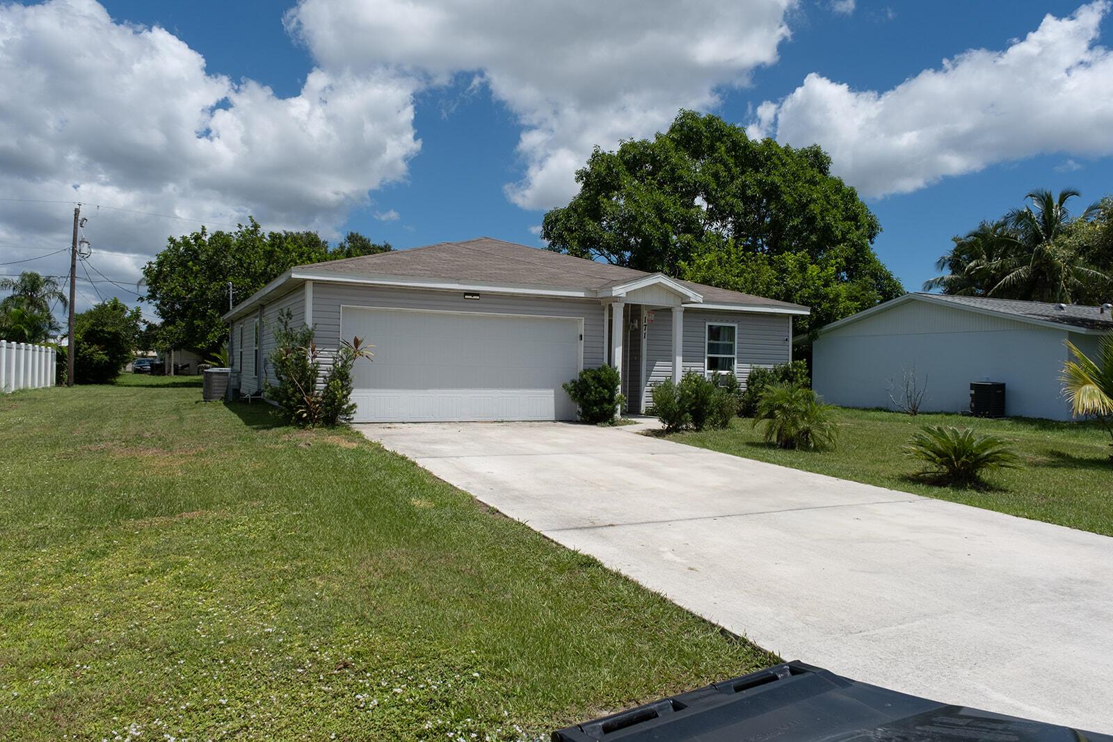 PORT ST LUCIE SECTION 1 - Residential