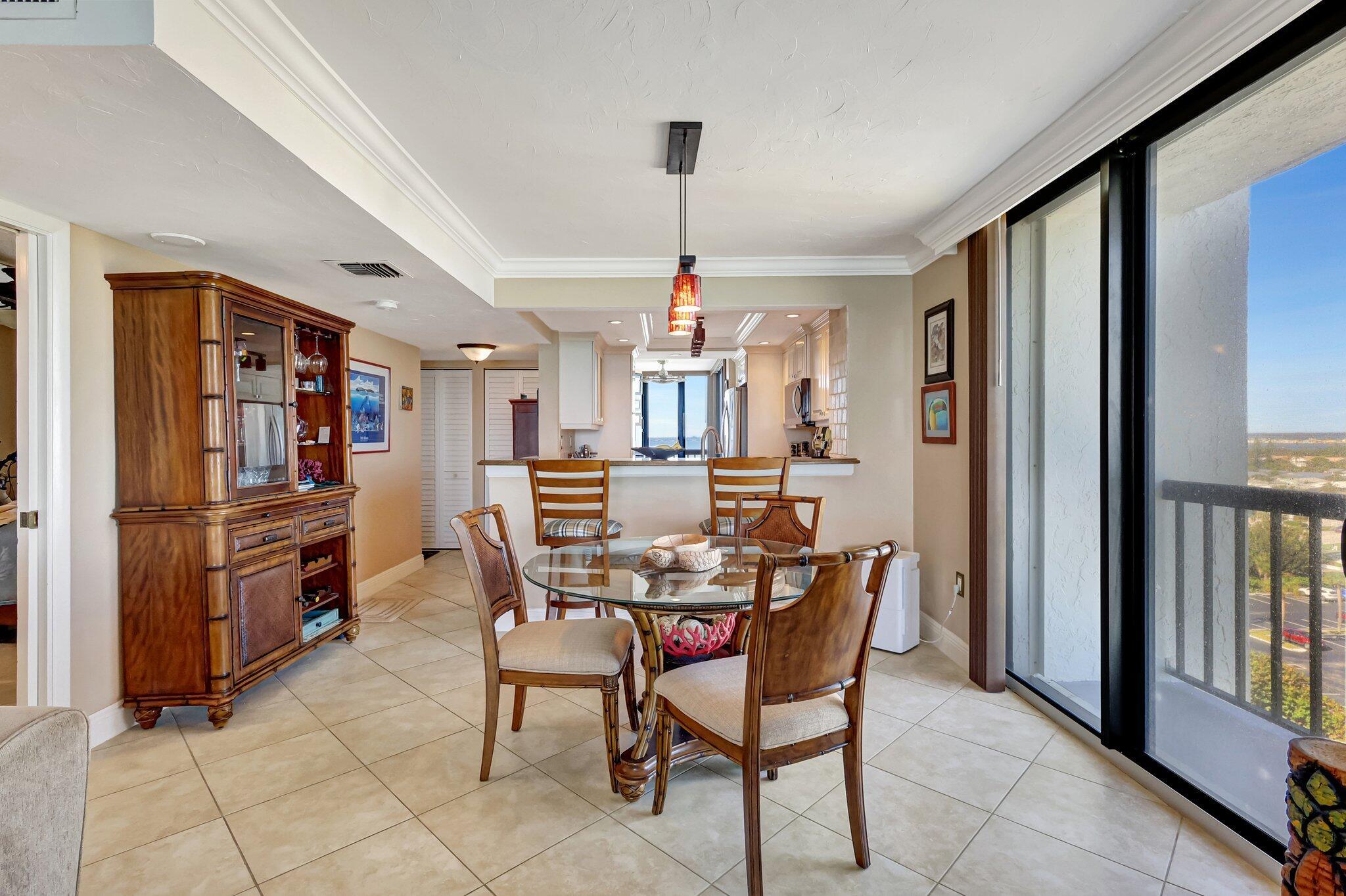 ISLAND CREST CONDOMINIUM - Residential Lease