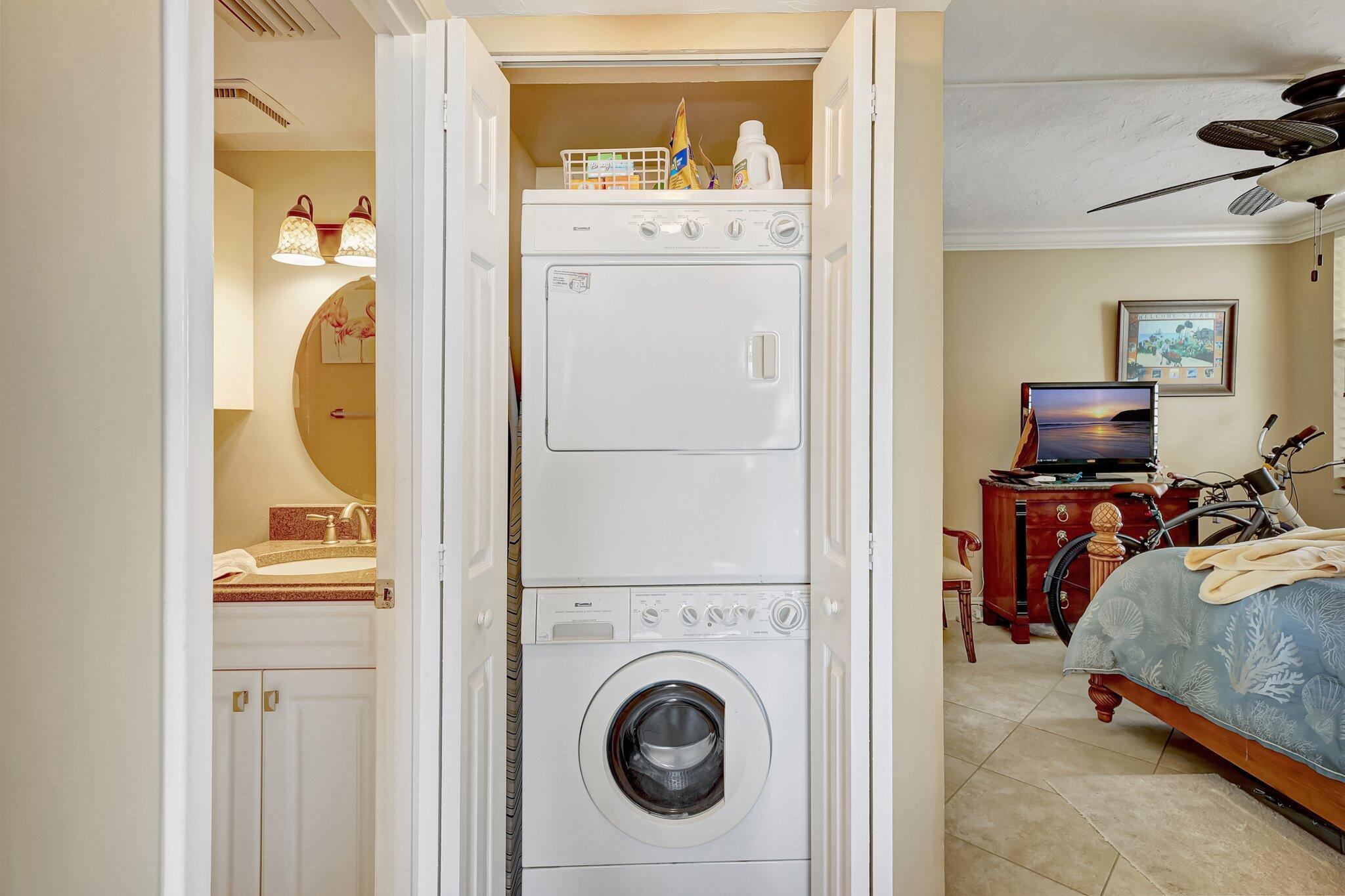 ISLAND CREST CONDOMINIUM - Residential Lease