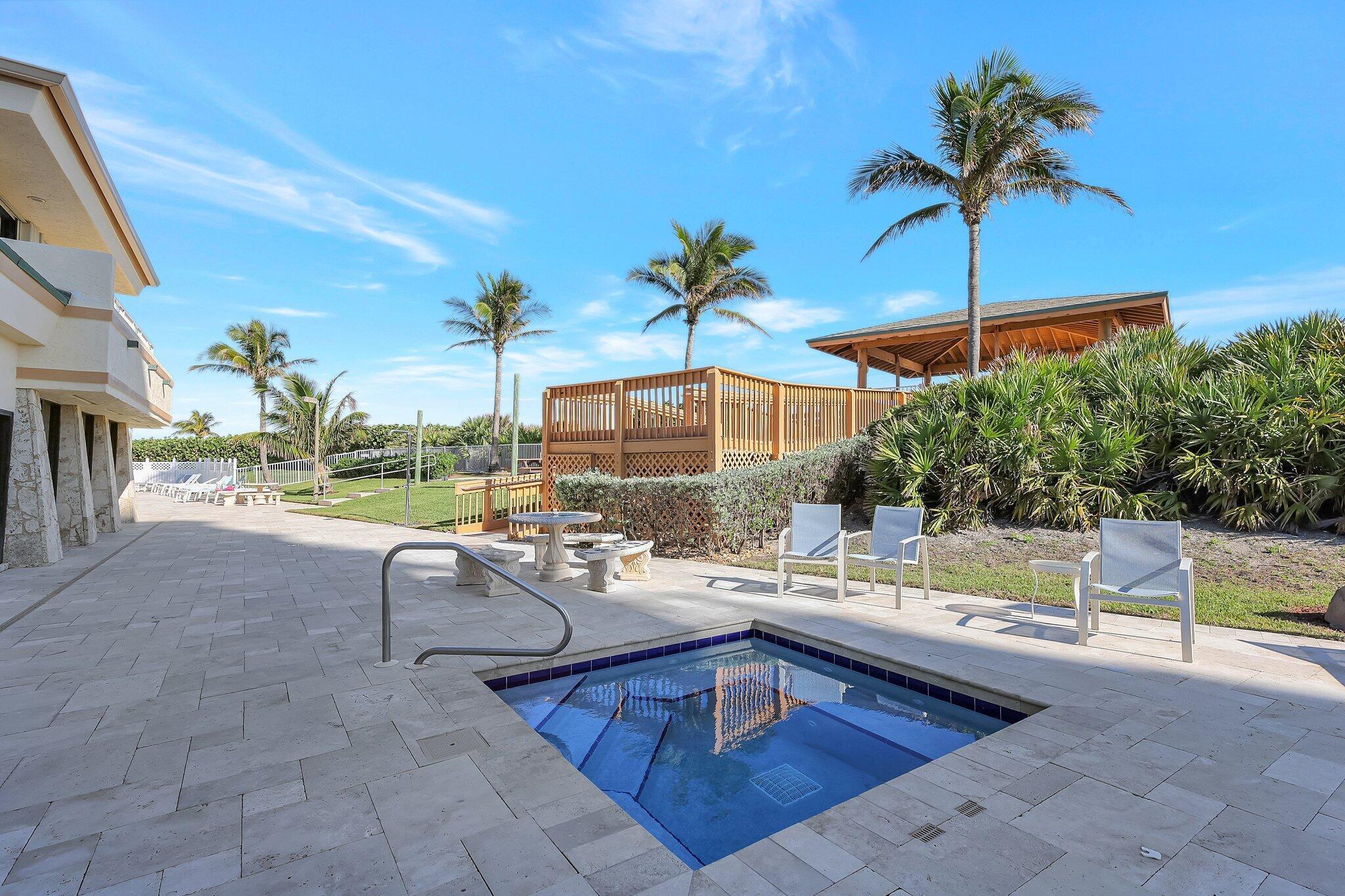 ISLAND CREST CONDOMINIUM - Residential Lease