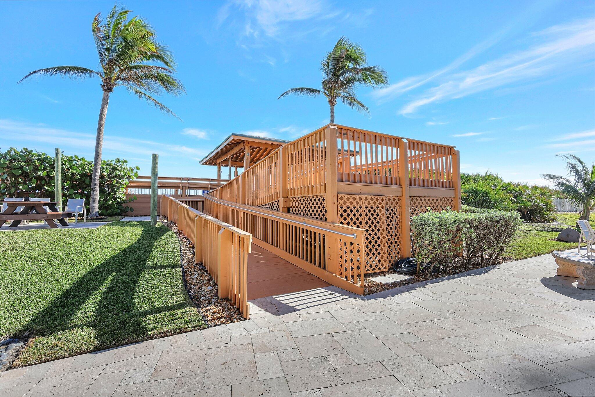 ISLAND CREST CONDOMINIUM - Residential Lease