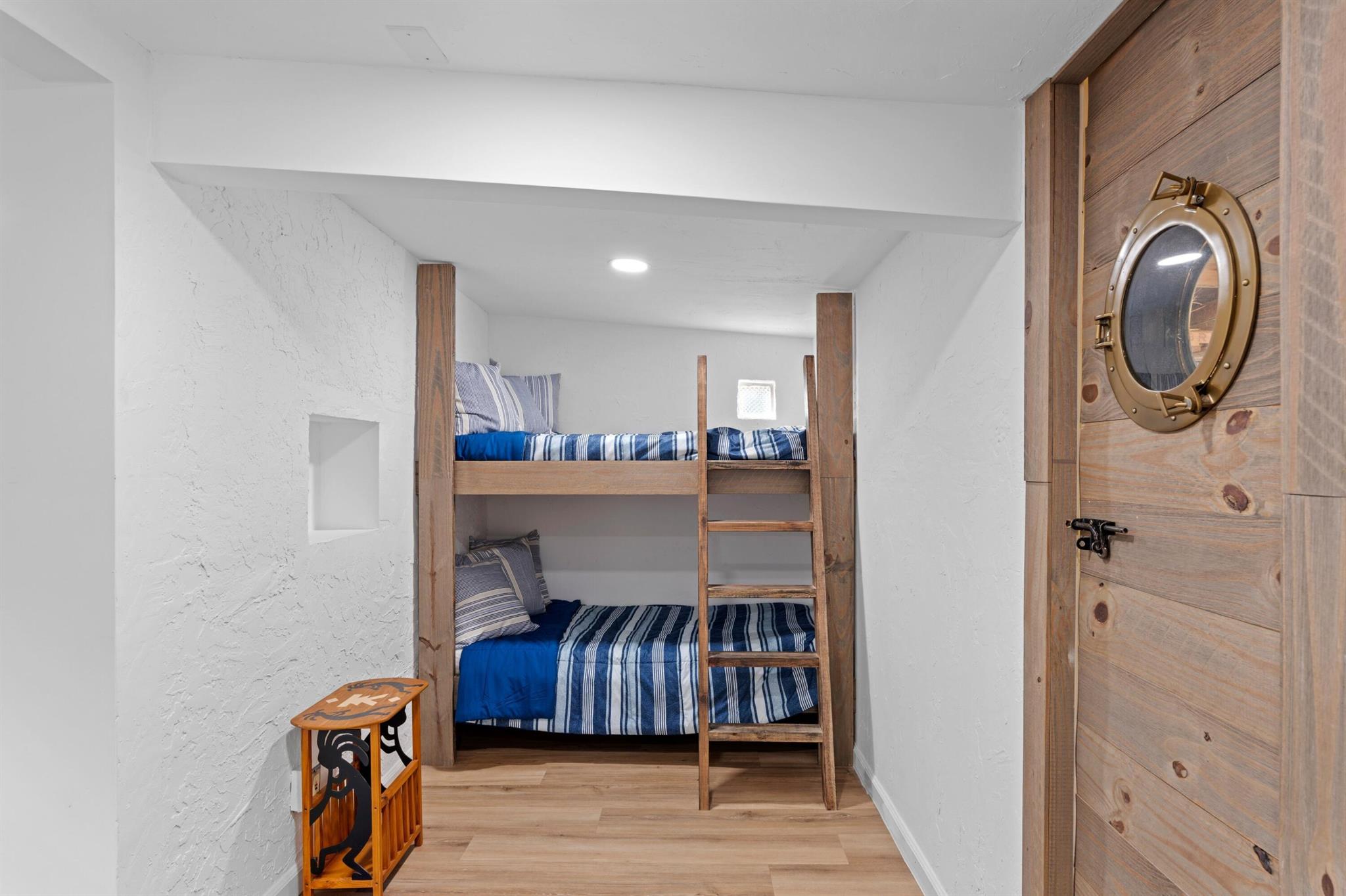 NORTH LAKE WORTH - Residential