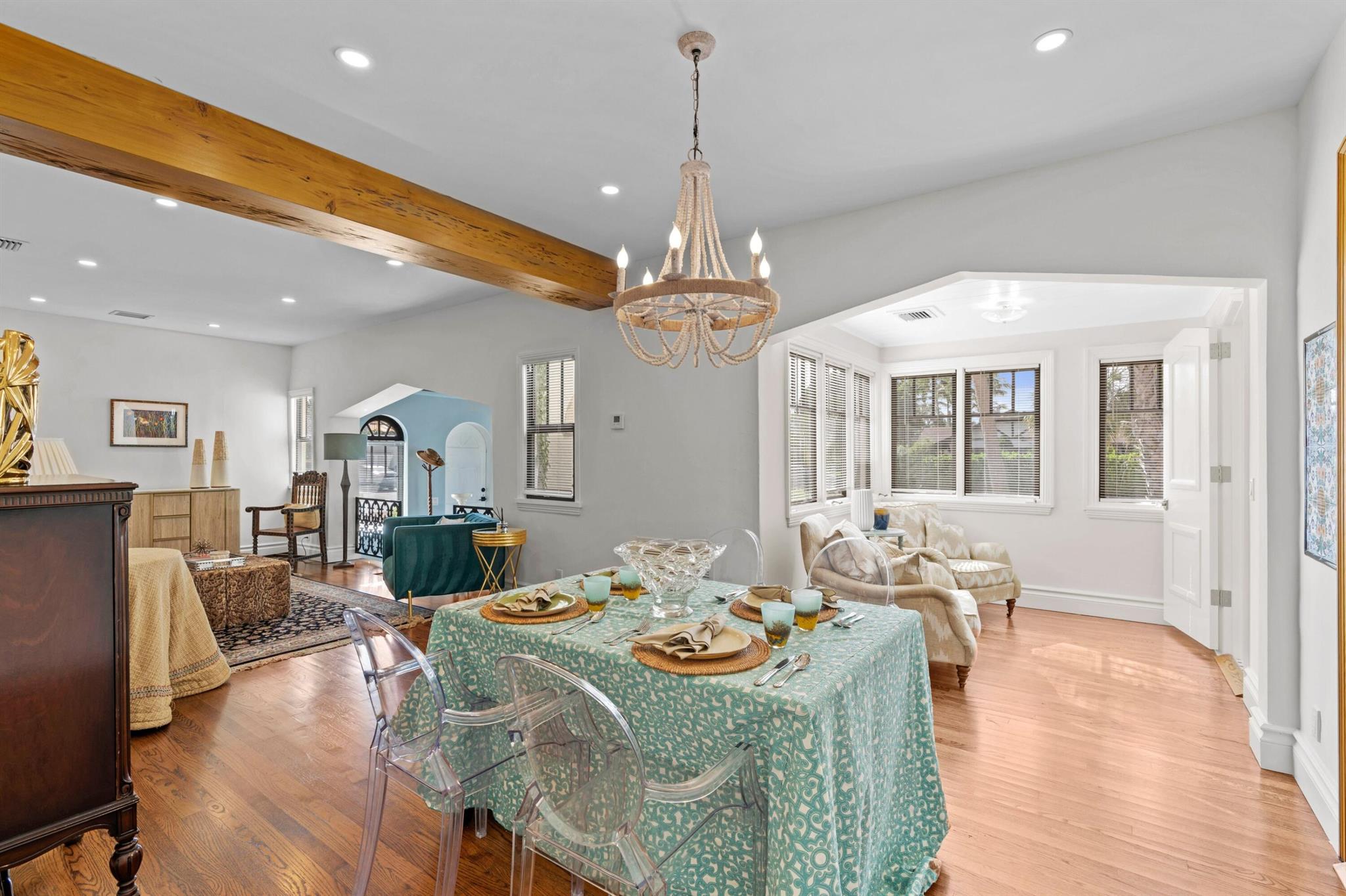 NORTH LAKE WORTH - Residential