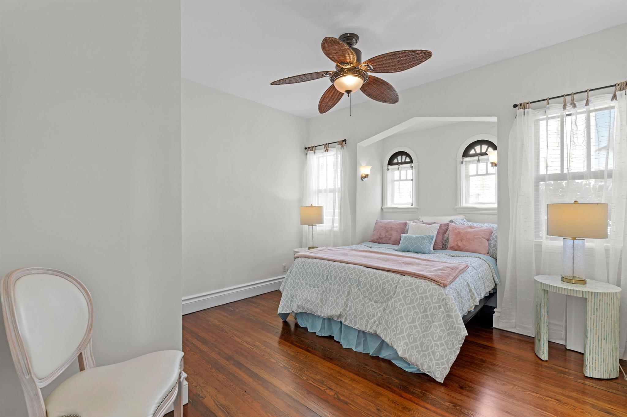 NORTH LAKE WORTH - Residential