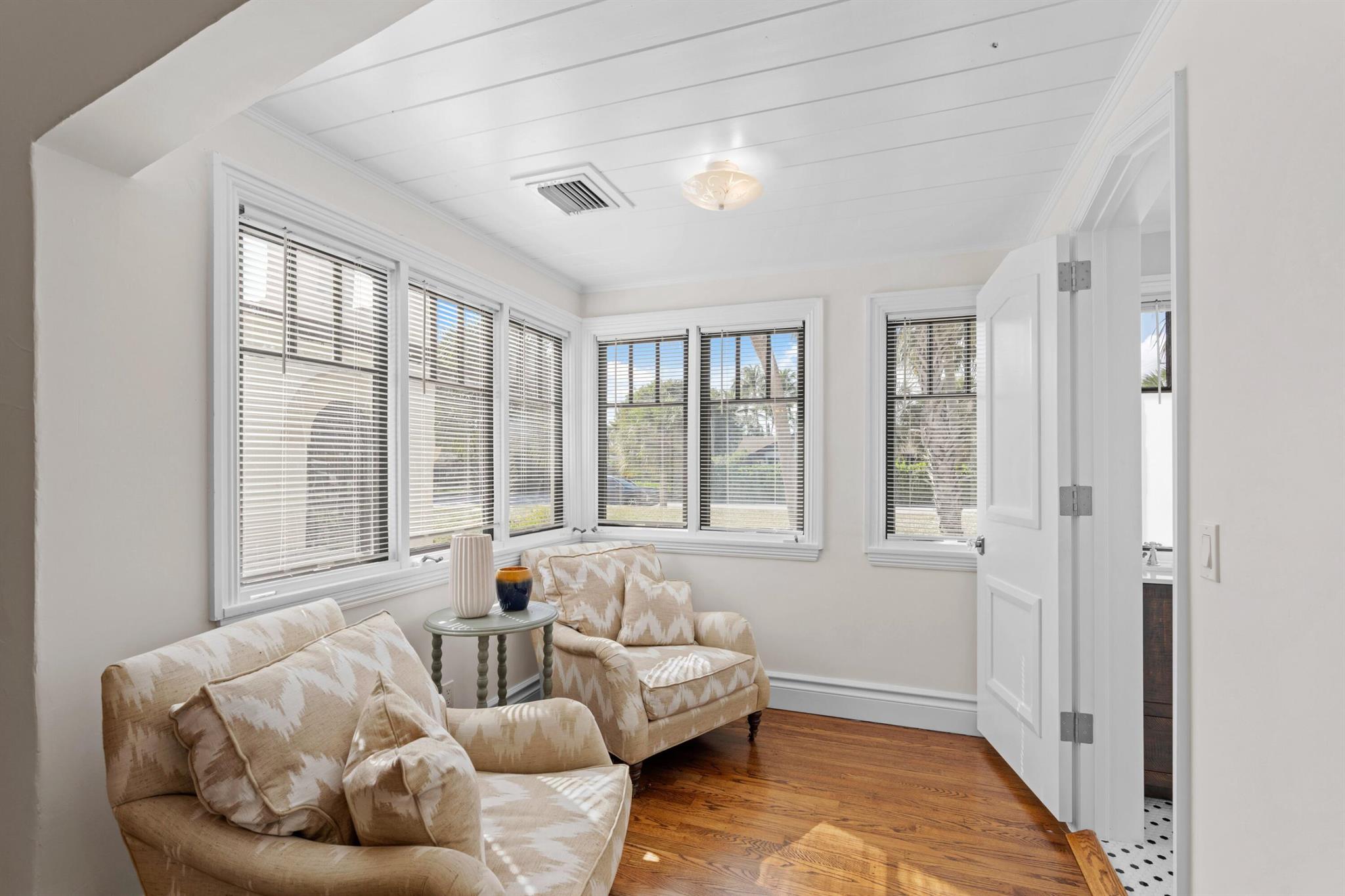 NORTH LAKE WORTH - Residential