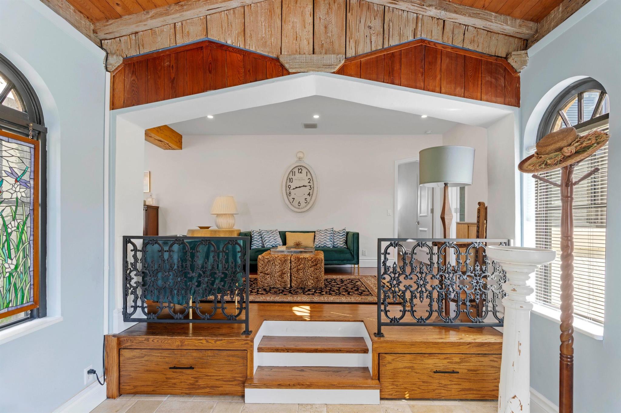 NORTH LAKE WORTH - Residential