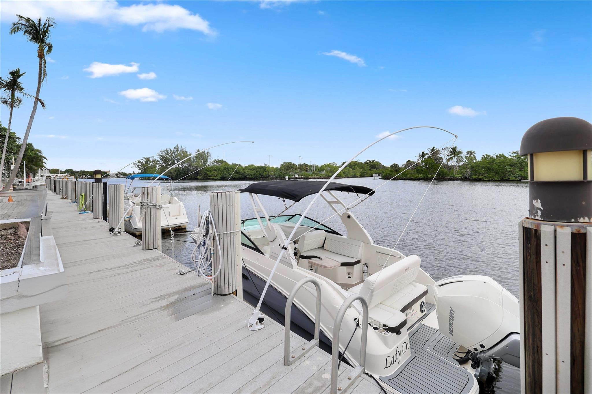 East Point Towers - Residential