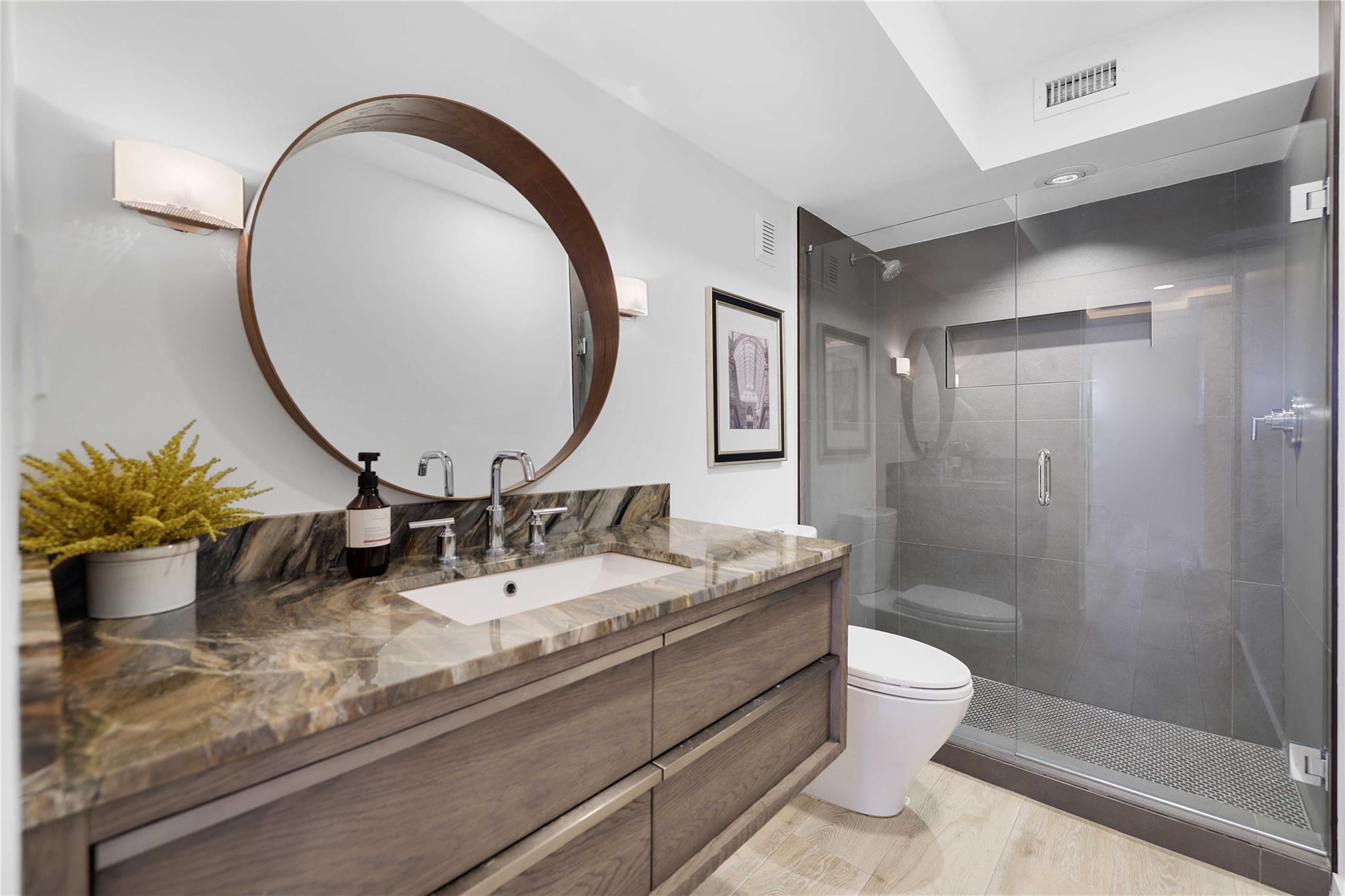 East Point Towers - Residential