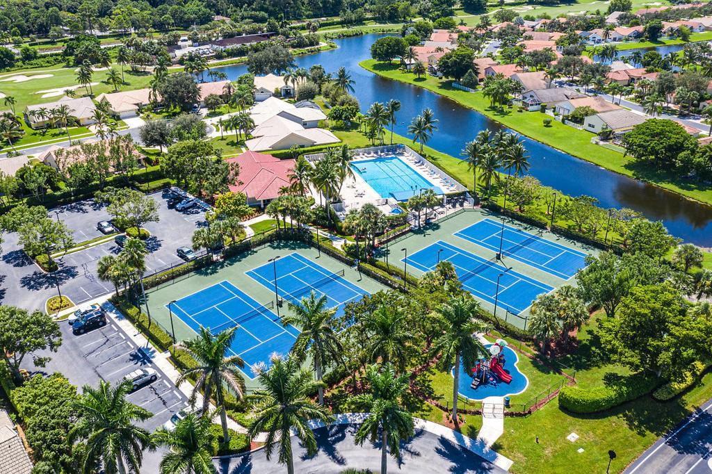 WINSTON TRAILS PAR 11 - Residential