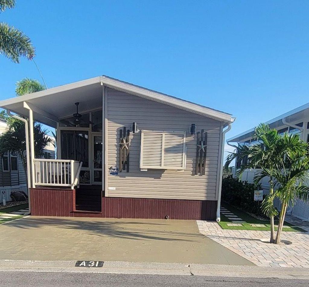 Photo of 900 Juno Ocean Walk #31, Juno Beach, FL 33408 (MLS # F10392272)