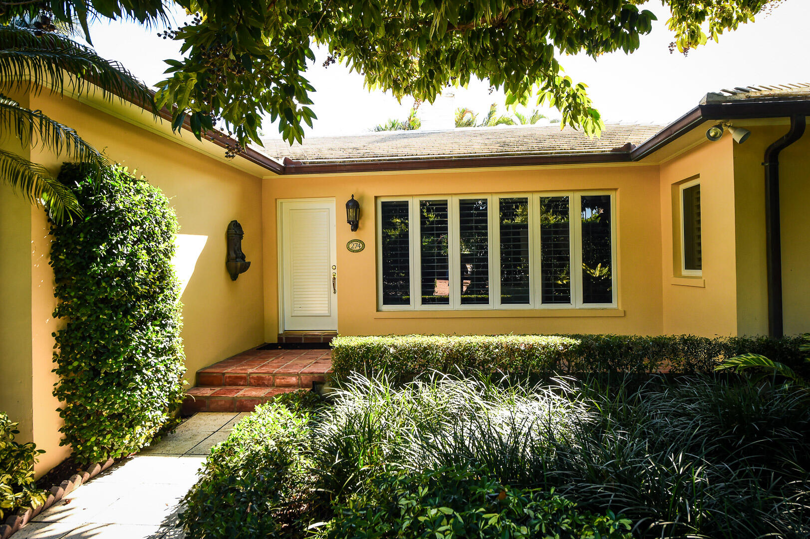 Highly sought after North End Bermuda style 3-BR, 3-BA plus office situated on a 13,504 SqFt lot. Lush tropical landscaping surrounding pool. Impact windows and doors, full house generator, 2-car air-conditioned garage. Versatile property with option to build new on this 13,504SqFt Lot or simply maintain the North End Bermuda charm of existing property. Monterey has lake trail and easy beach access nearby.