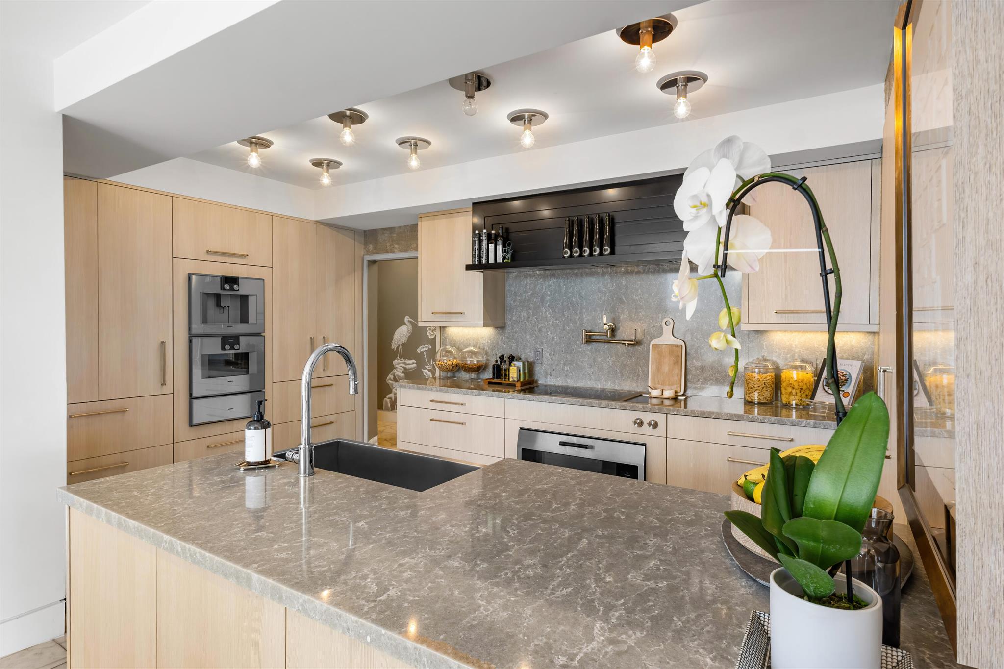 TOWER VALLANDRY IBIS ISLE - Residential