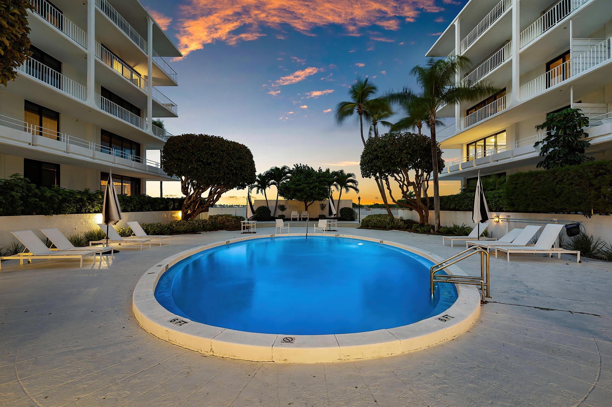 TOWER VALLANDRY IBIS ISLE - Residential