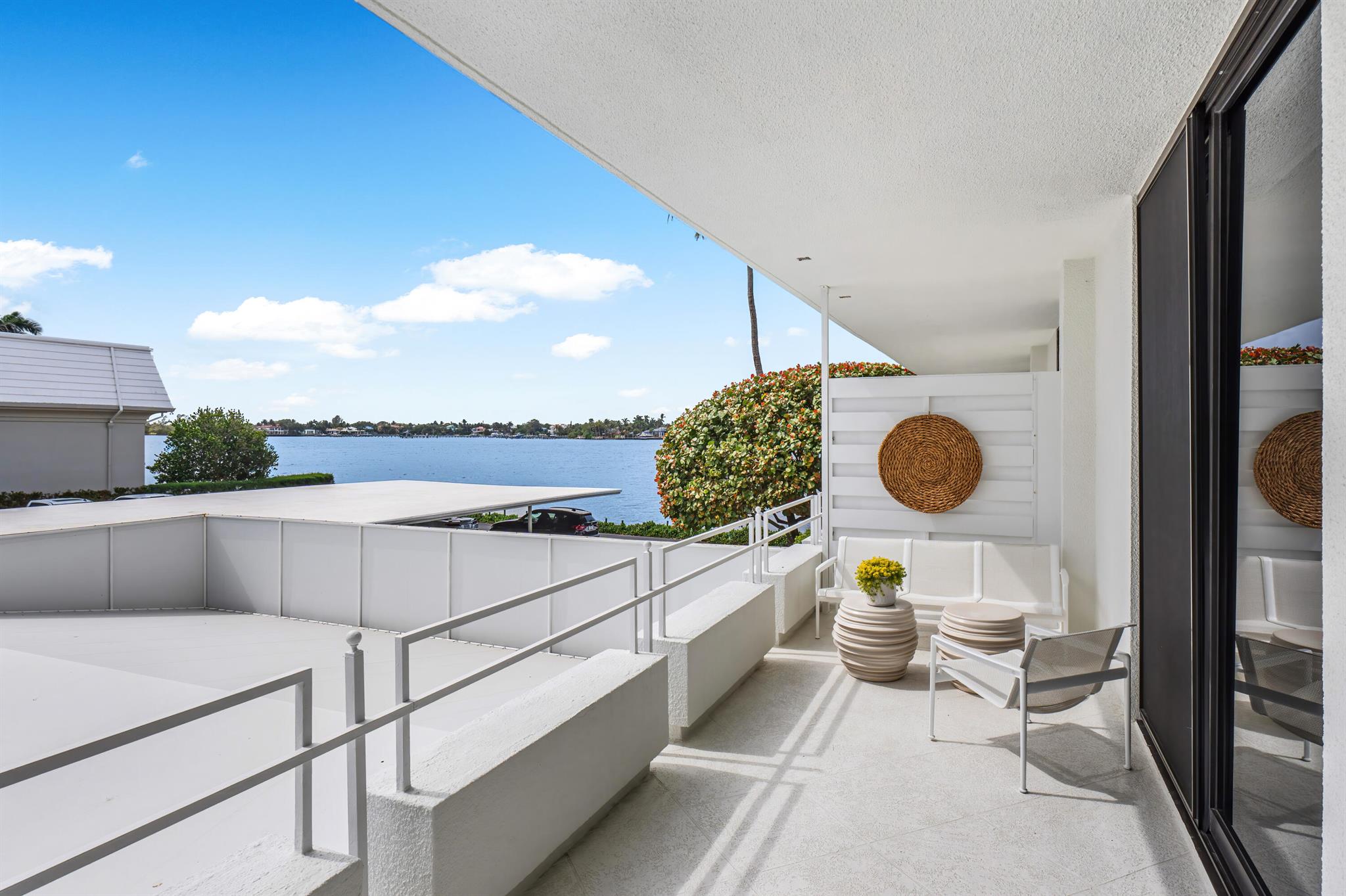 TOWER VALLANDRY IBIS ISLE - Residential