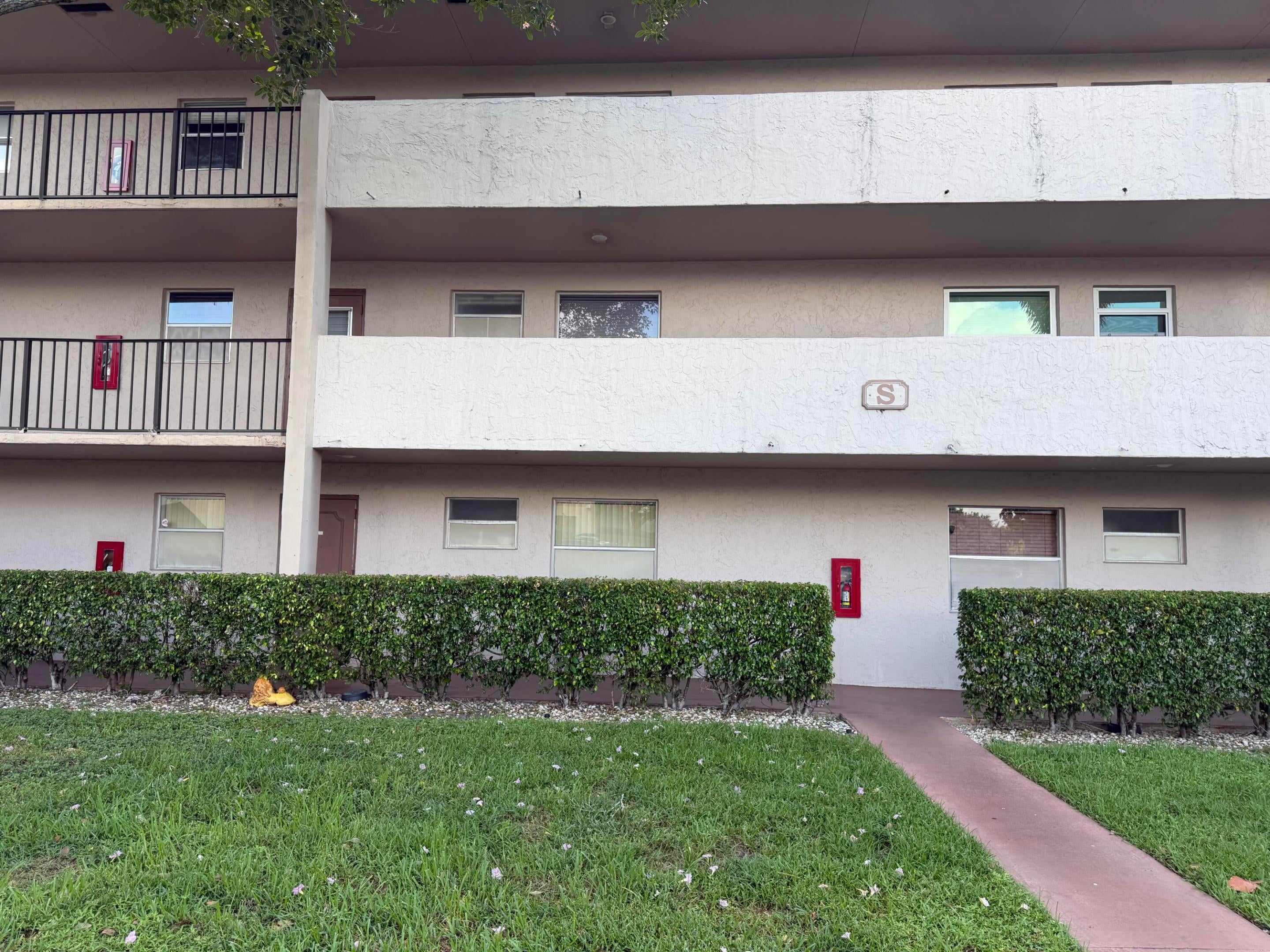 8301 Sands Point Boulevard S103