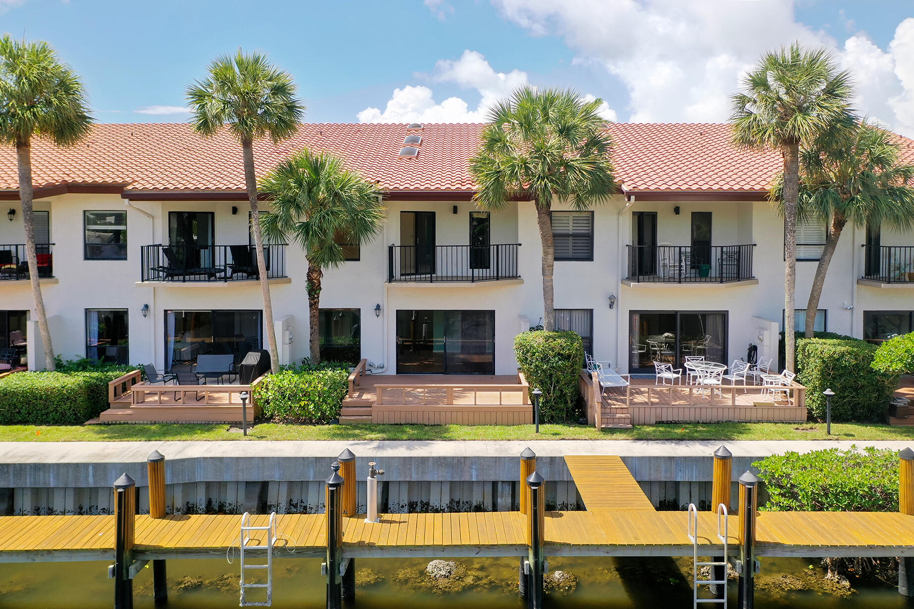 WATERWAY NORTH CONDO - Residential