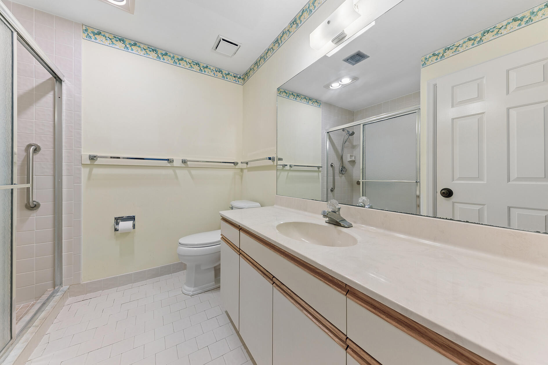 WATERWAY NORTH CONDO - Residential