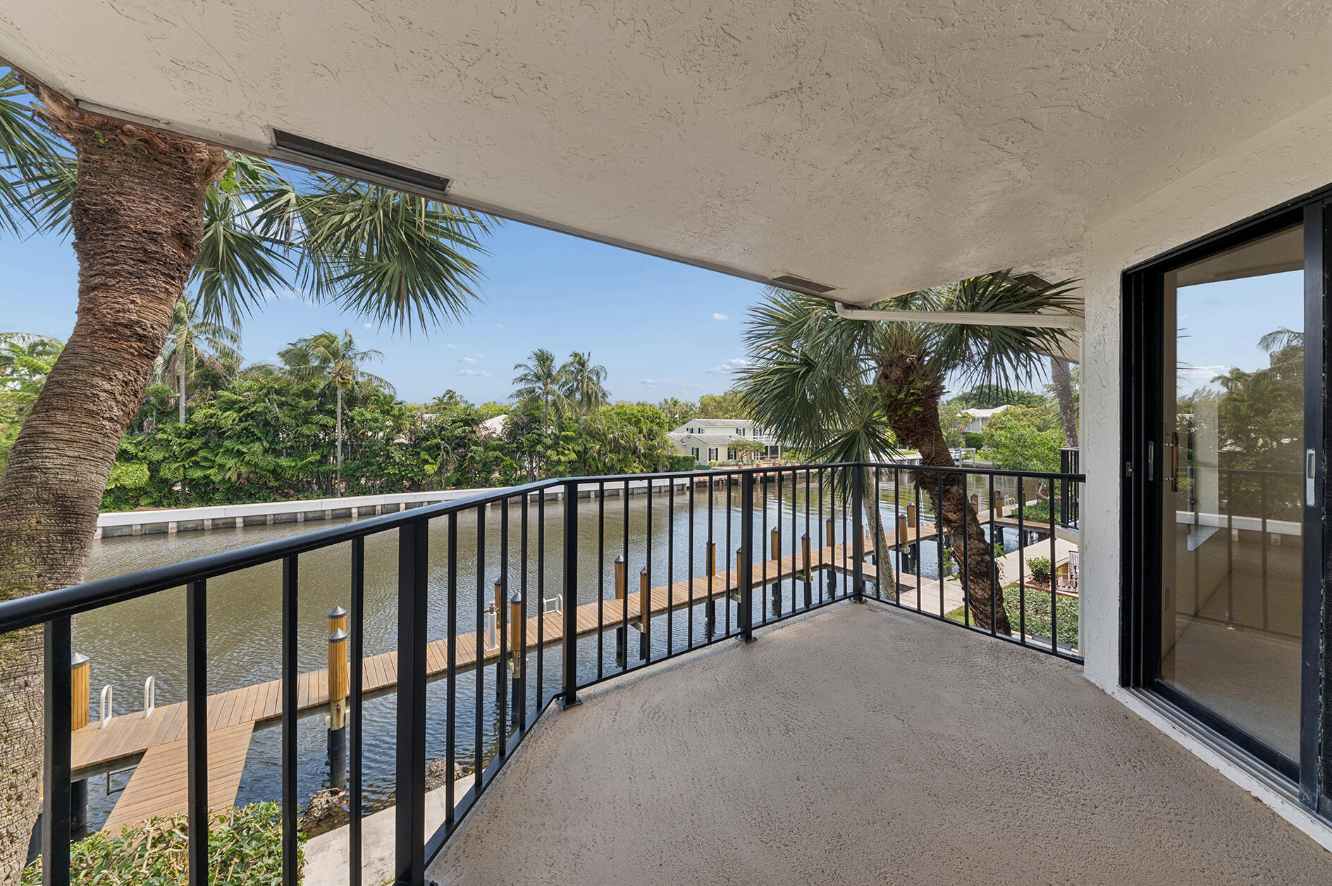 WATERWAY NORTH CONDO - Residential