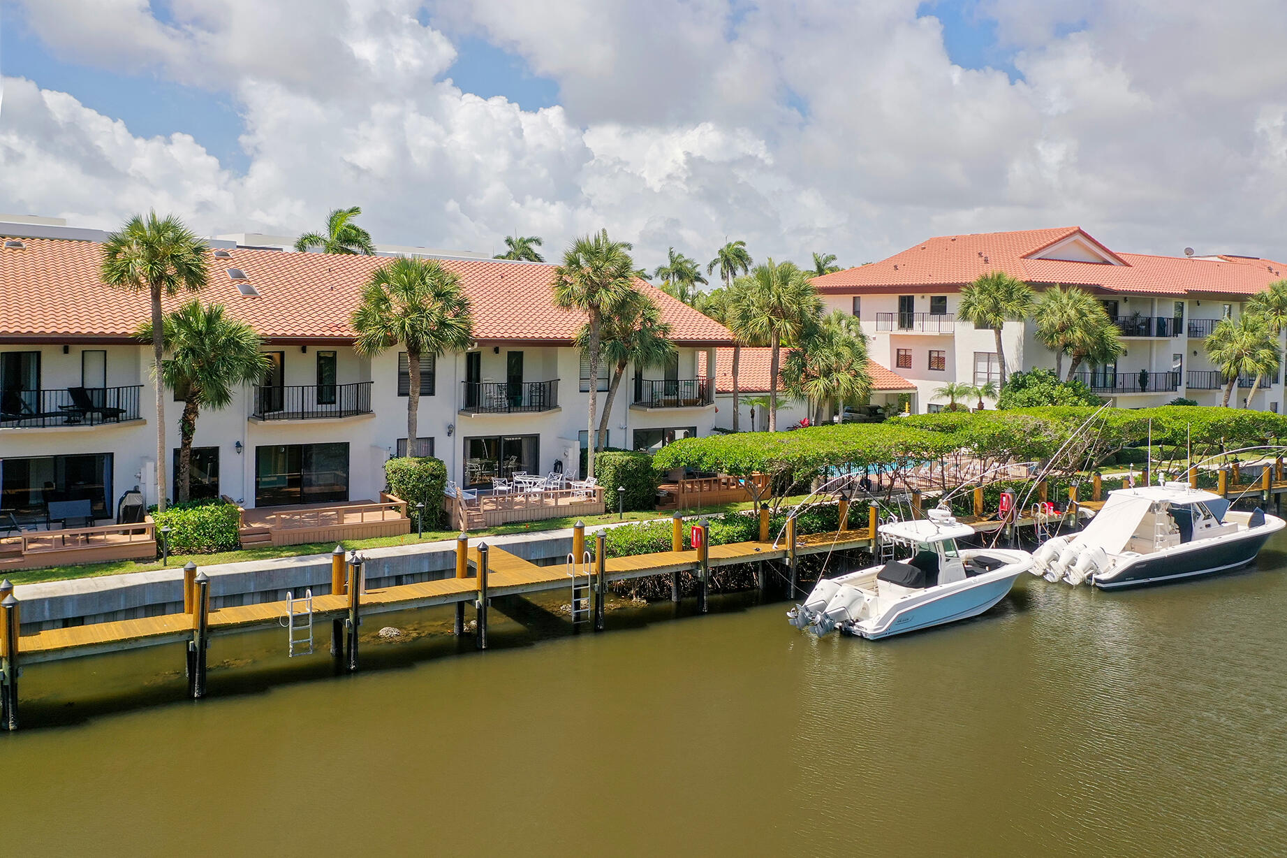 WATERWAY NORTH CONDO - Residential
