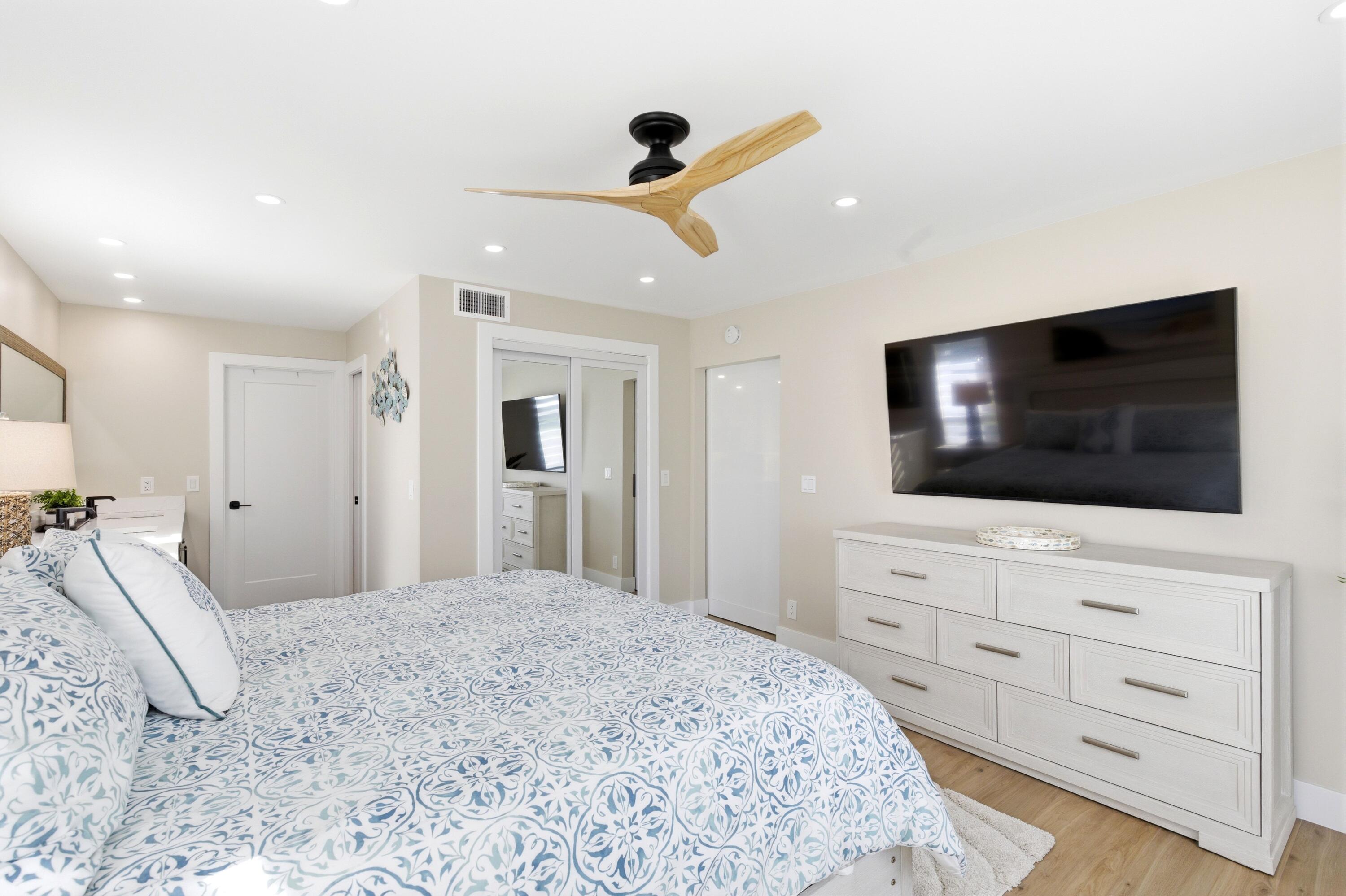 PINES OF DELRAY CONDO ONE,TWO AND THREE - Residential