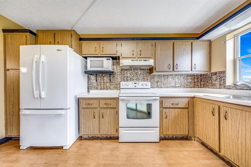 POINCIANA PLACE CONDO 1,2,8 AND 9 - Residential