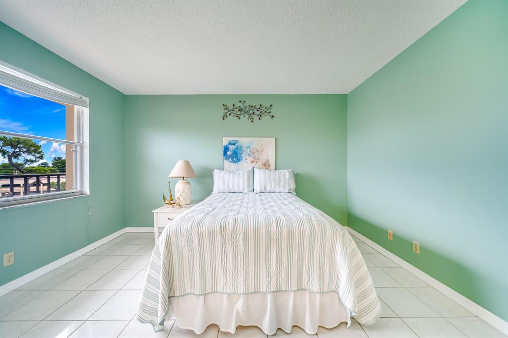 POINCIANA PLACE CONDO 1,2,8 AND 9 - Residential