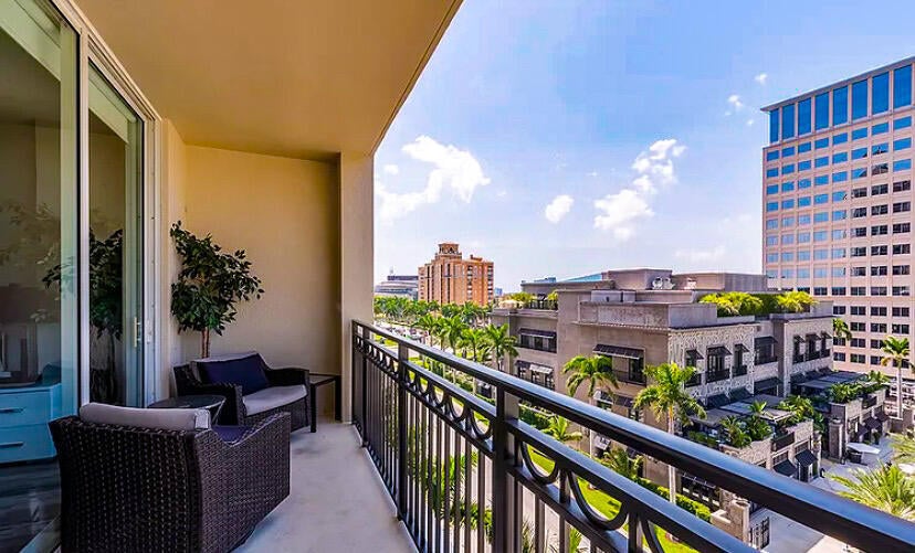 550 Okeechobee Boulevard 704
