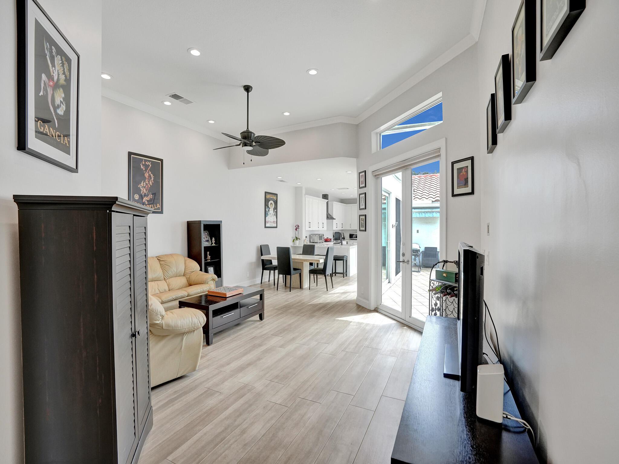 CANDLEWOOD - Residential