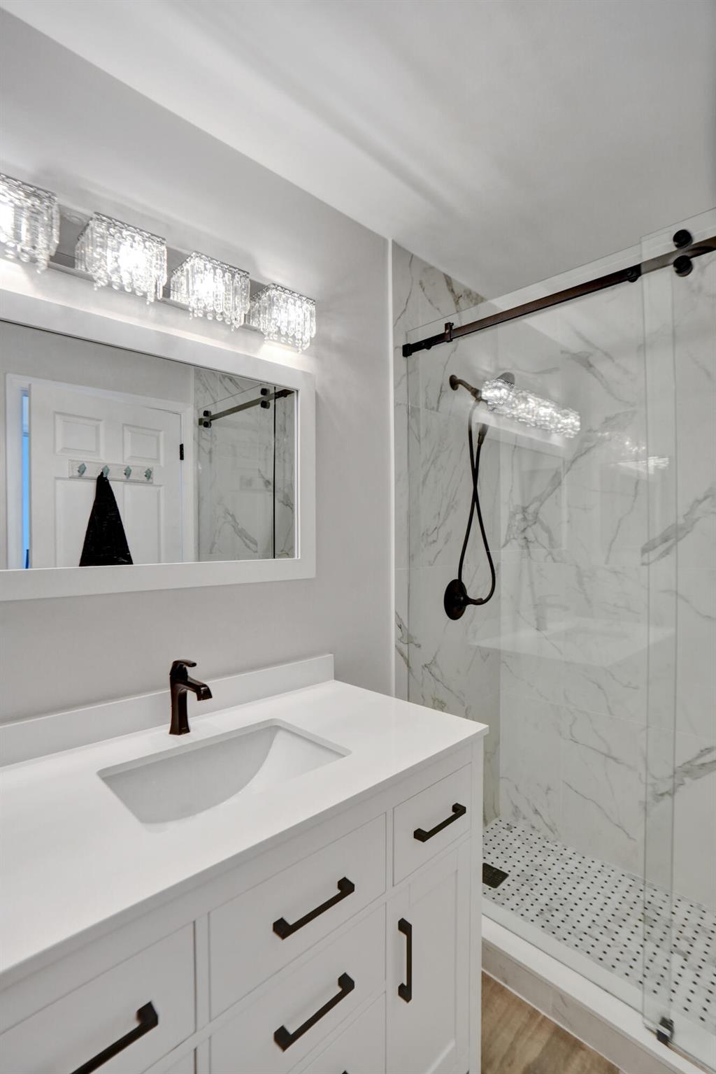 CANDLEWOOD - Residential