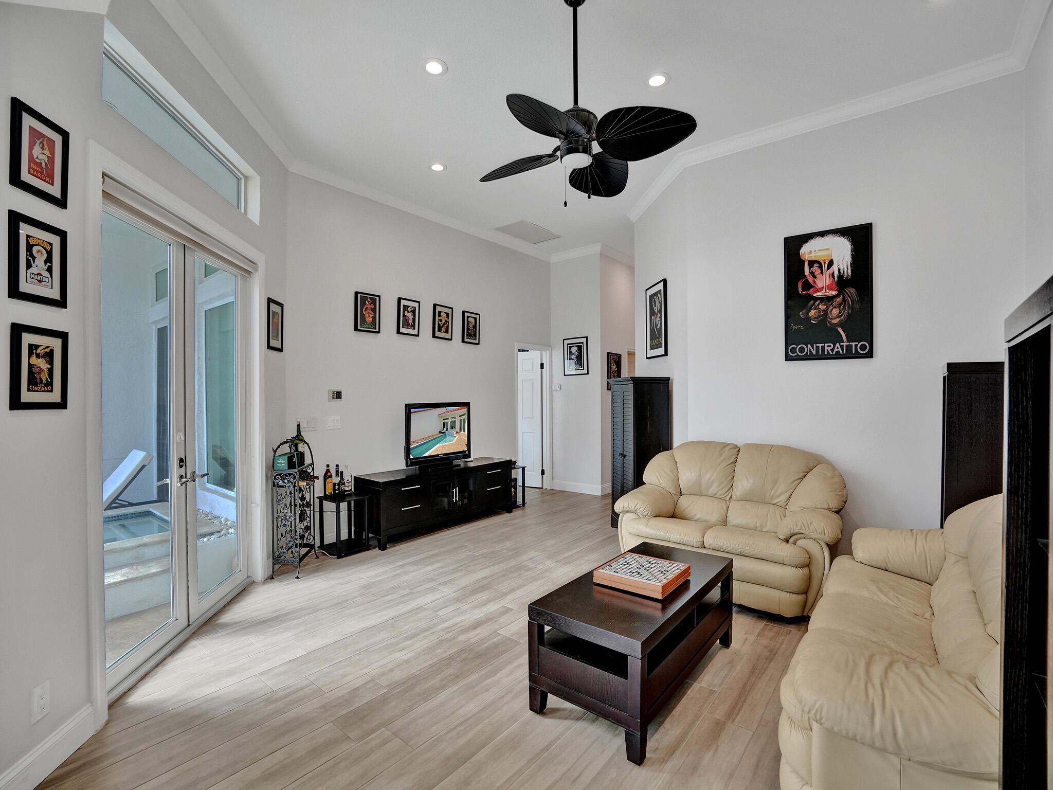 CANDLEWOOD - Residential