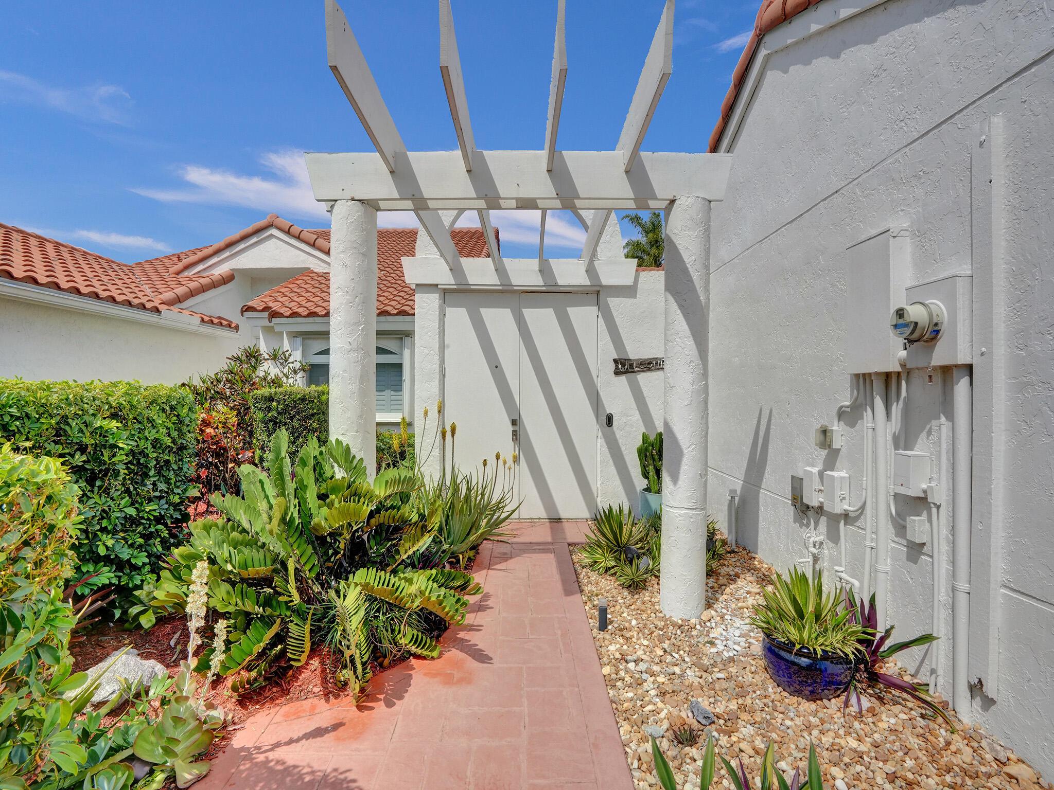 CANDLEWOOD - Residential