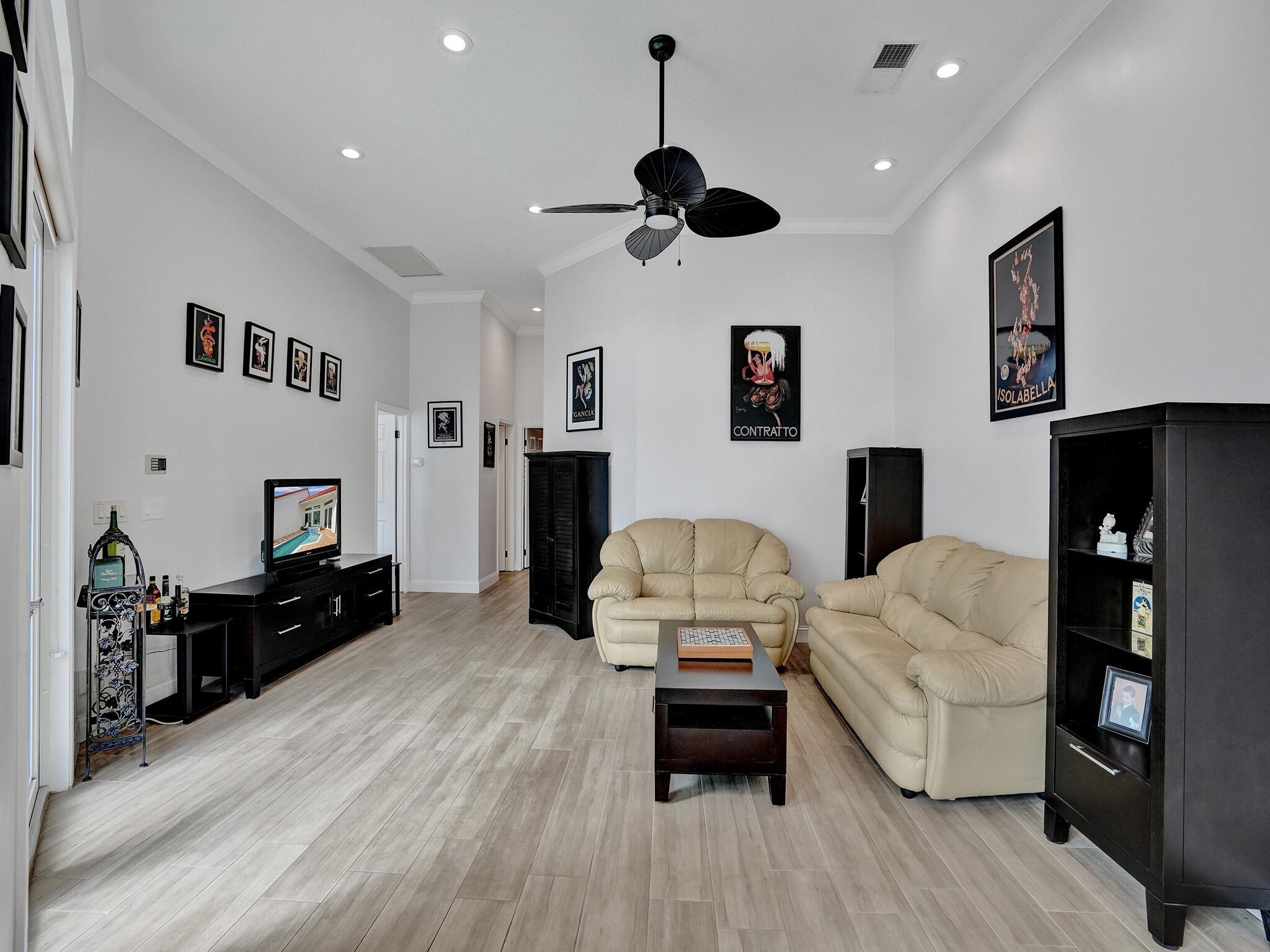 CANDLEWOOD - Residential
