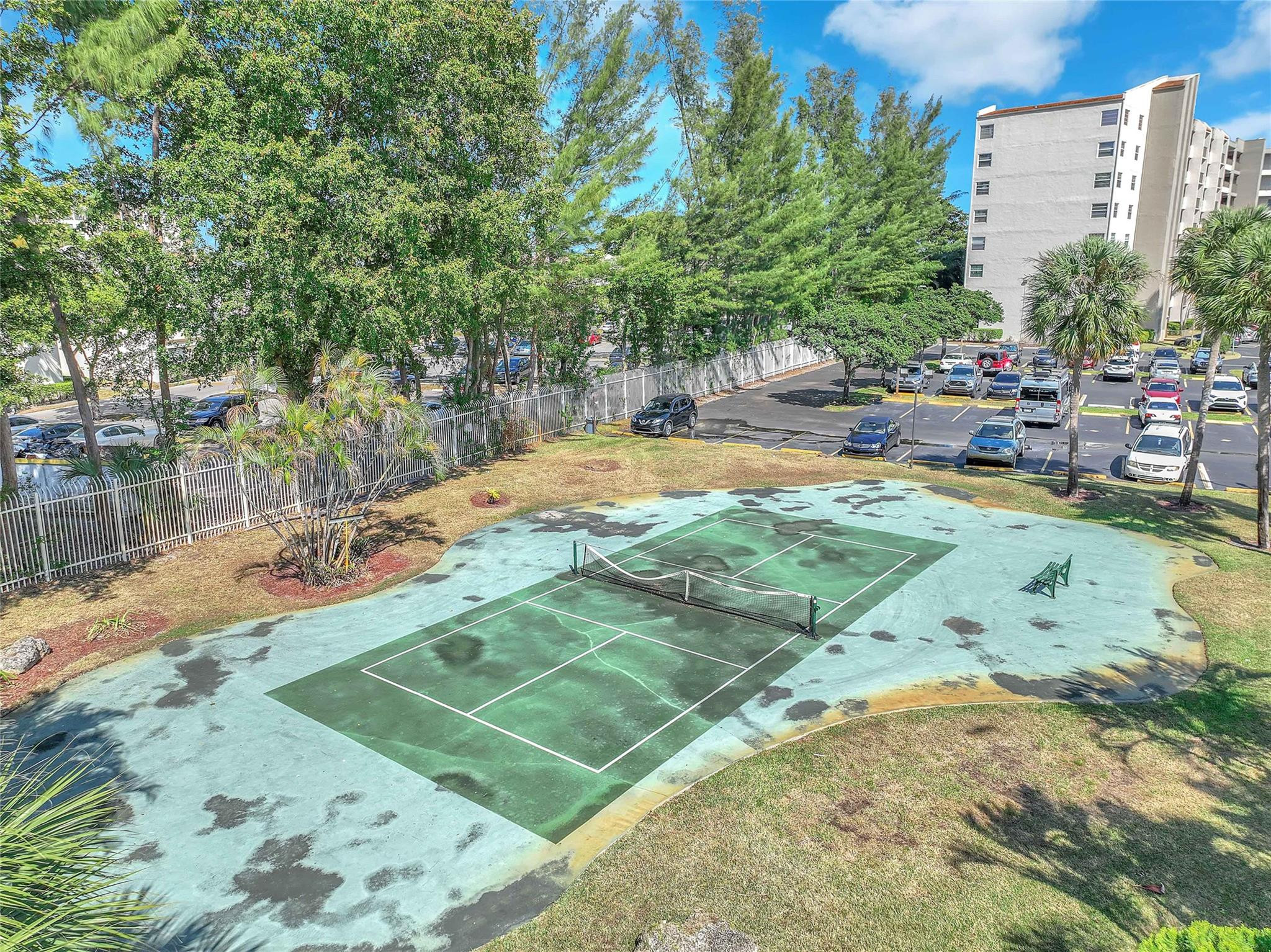 18TH HOLE AT INVERRARY - Residential