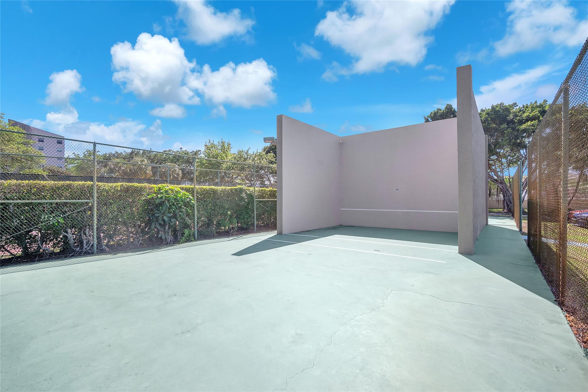 18TH HOLE AT INVERRARY - Residential