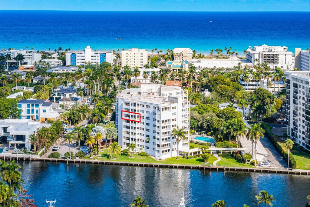 Photo of 1000 Lowry Street #6b, Delray Beach, FL 33483 (MLS # R11167595)