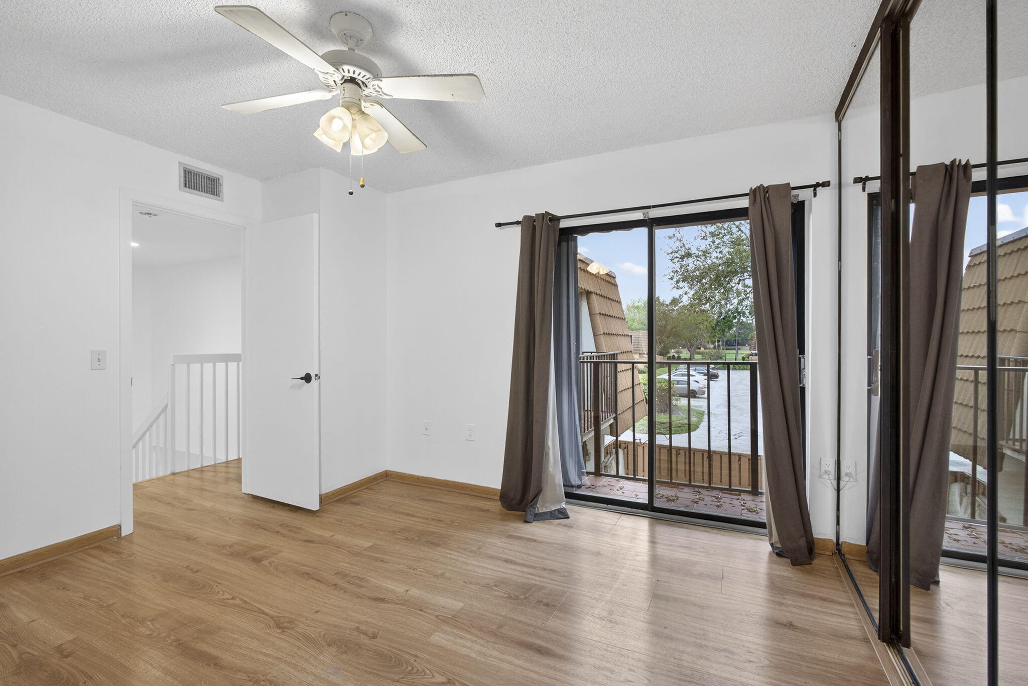 VILLAGE OF SANDALWOOD LAKES NORTH - Residential