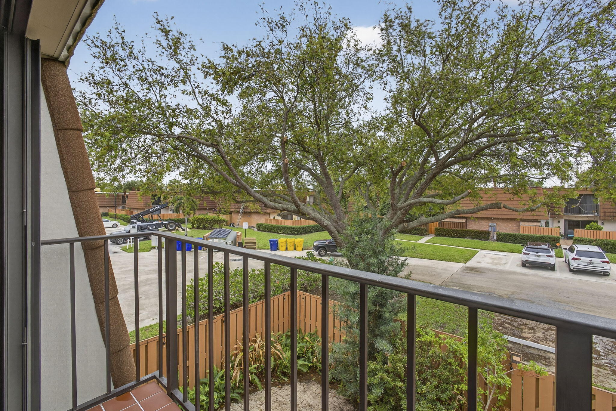 VILLAGE OF SANDALWOOD LAKES NORTH - Residential