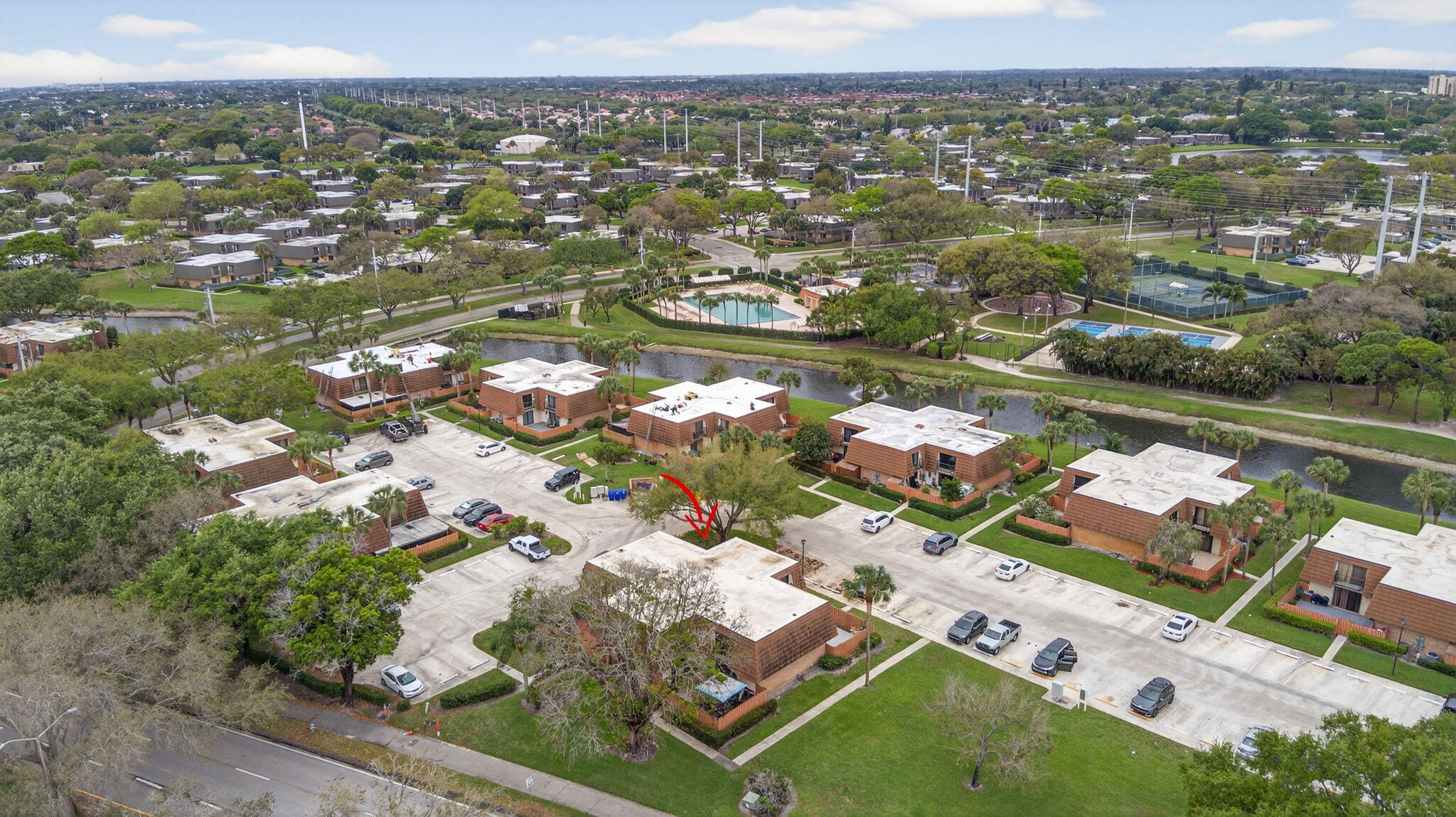 VILLAGE OF SANDALWOOD LAKES NORTH - Residential