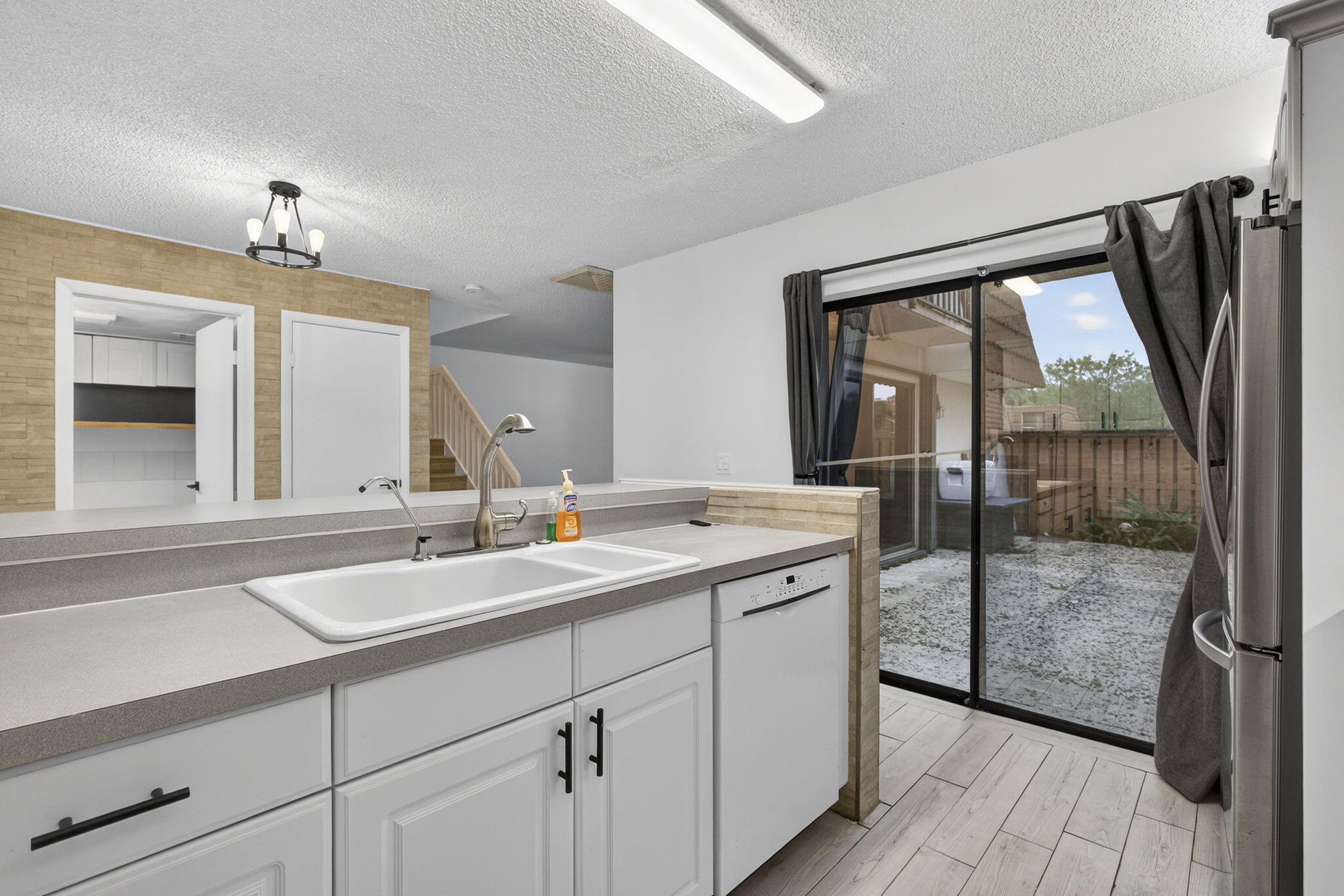 VILLAGE OF SANDALWOOD LAKES NORTH - Residential